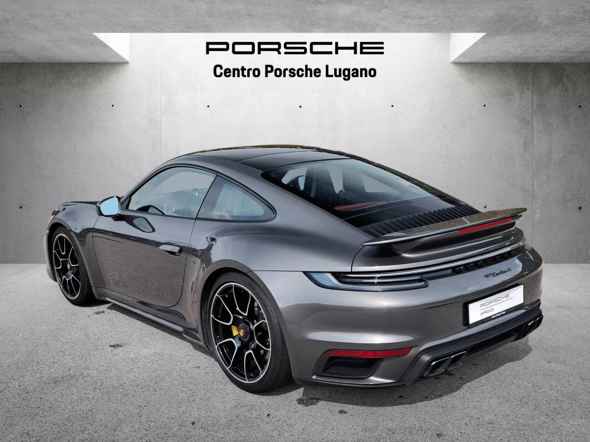 PORSCHE 911 Turbo S (MY22)-image-6