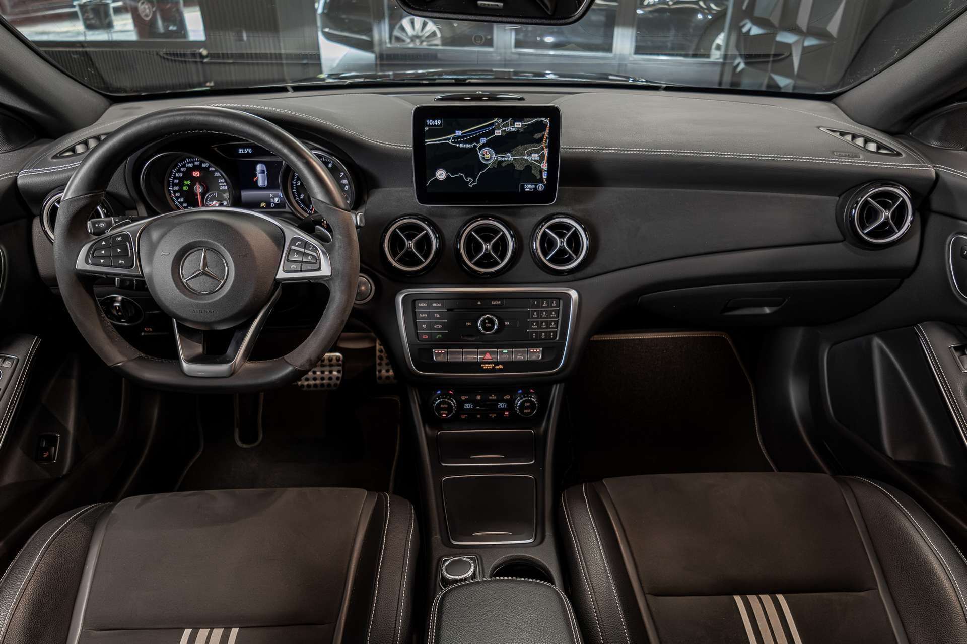 MERCEDES-BENZ CLA Shooting Brake 250 Sport 4Matic 7G-DCT-image-5
