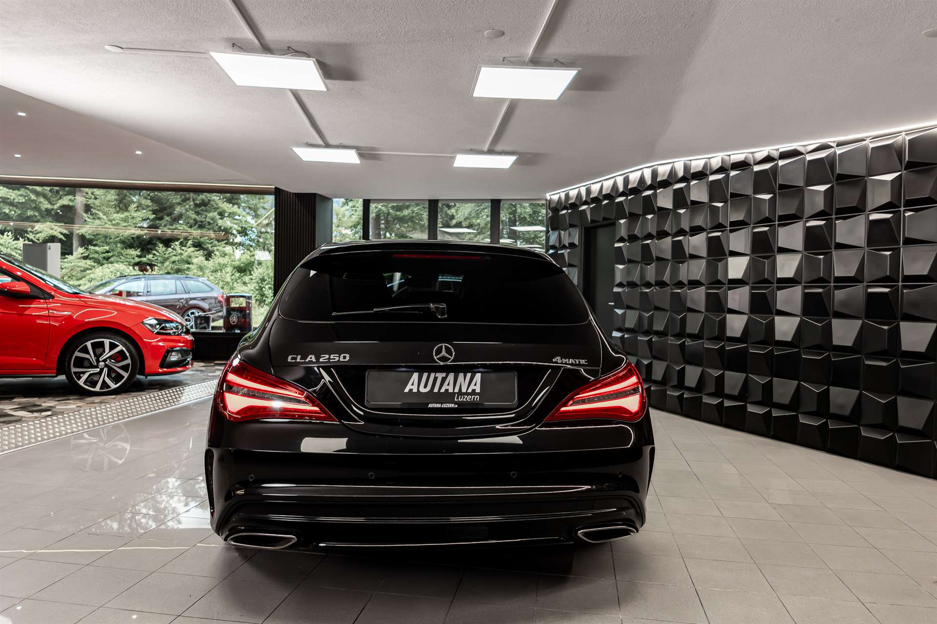 MERCEDES-BENZ CLA Shooting Brake 250 Sport 4Matic 7G-DCT-image-4