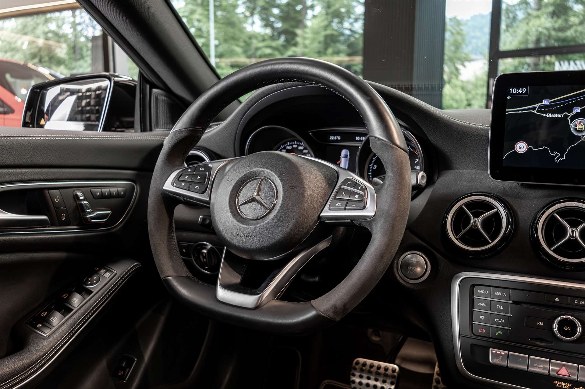 MERCEDES-BENZ CLA Shooting Brake 250 Sport 4Matic 7G-DCT-image-7