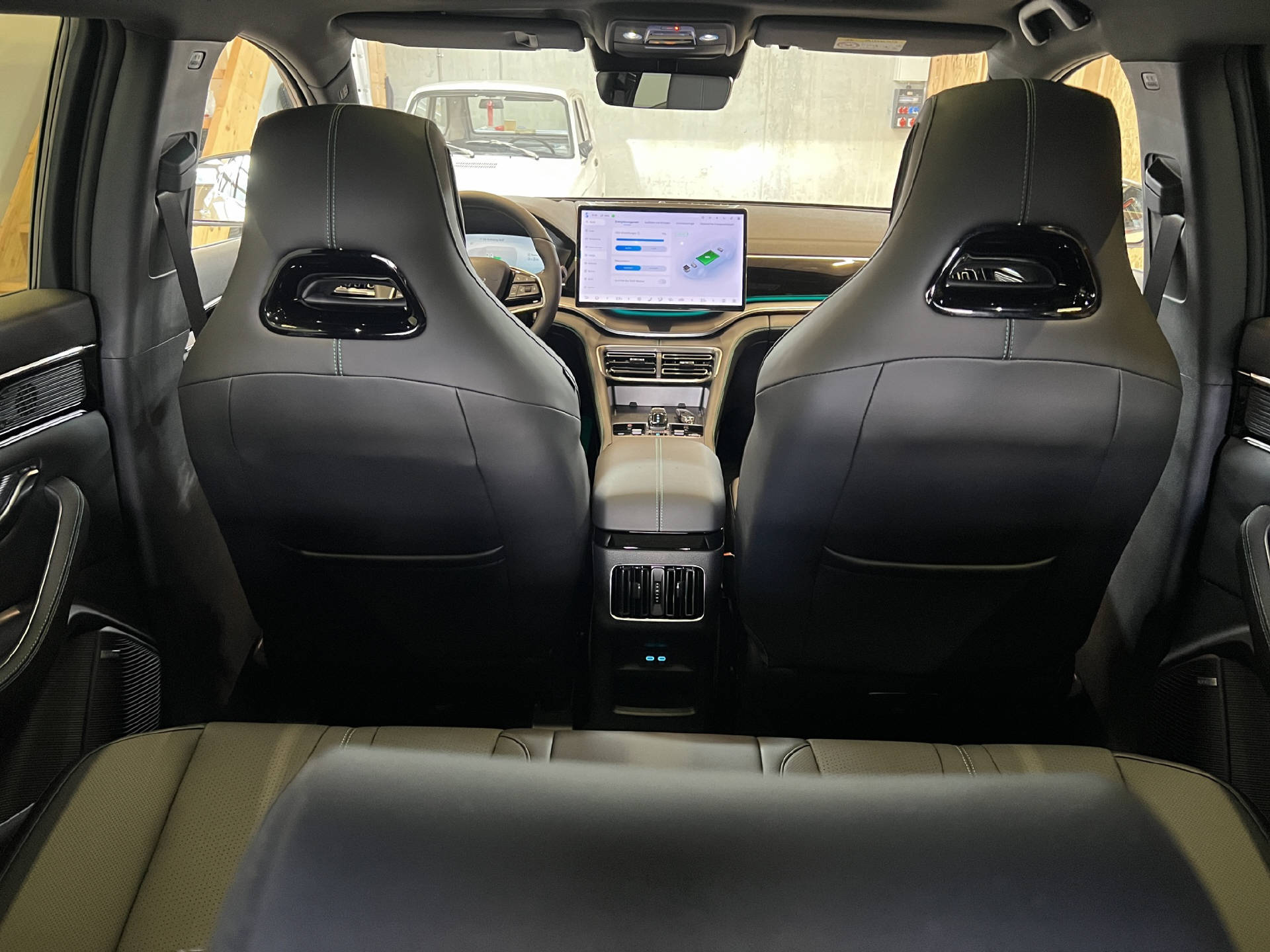 BYD Seal U DM-i Design AWD-image-12