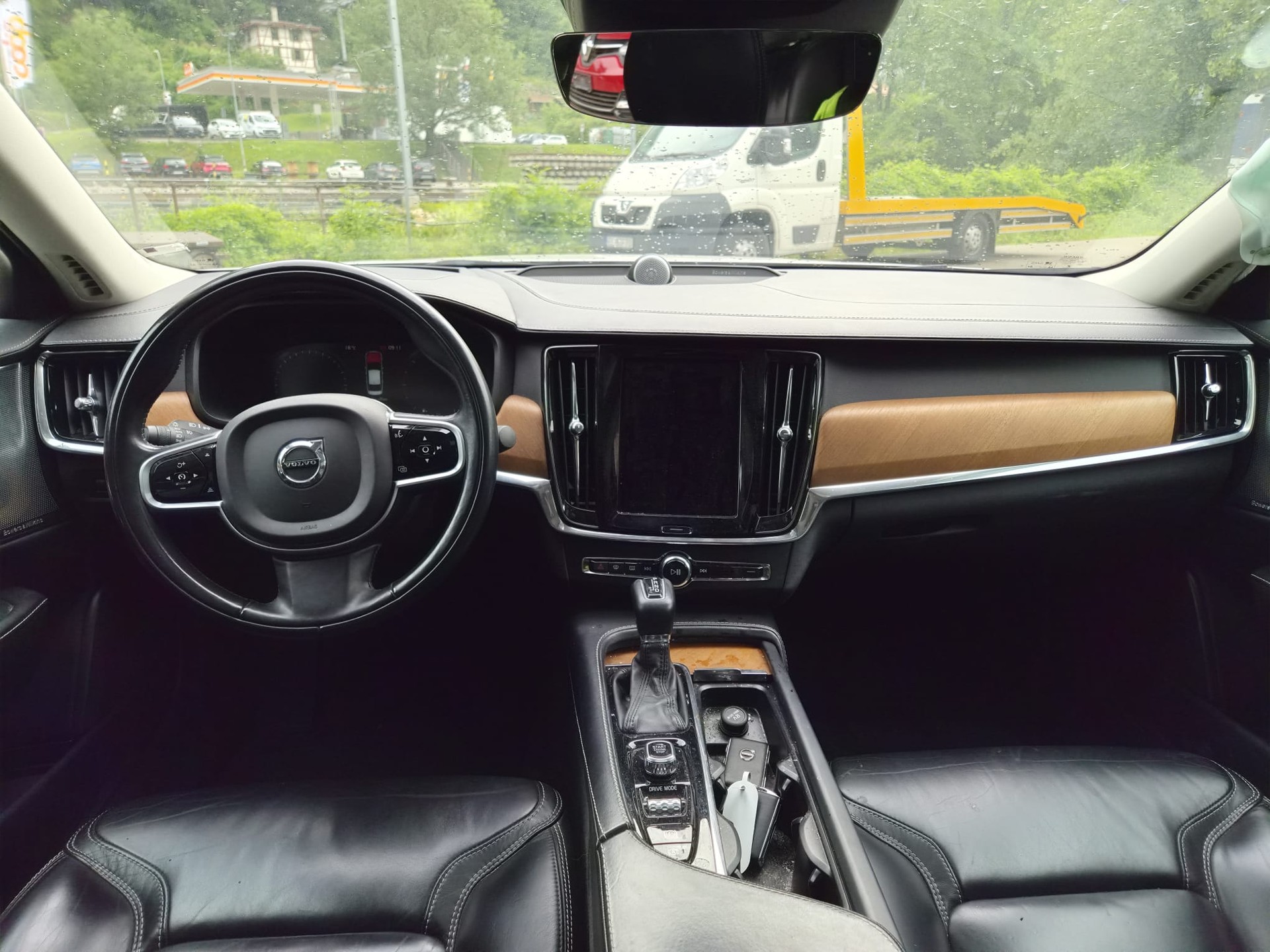 VOLVO S90 D5 AWD Inscription Geartronic Powerpulse-image-9