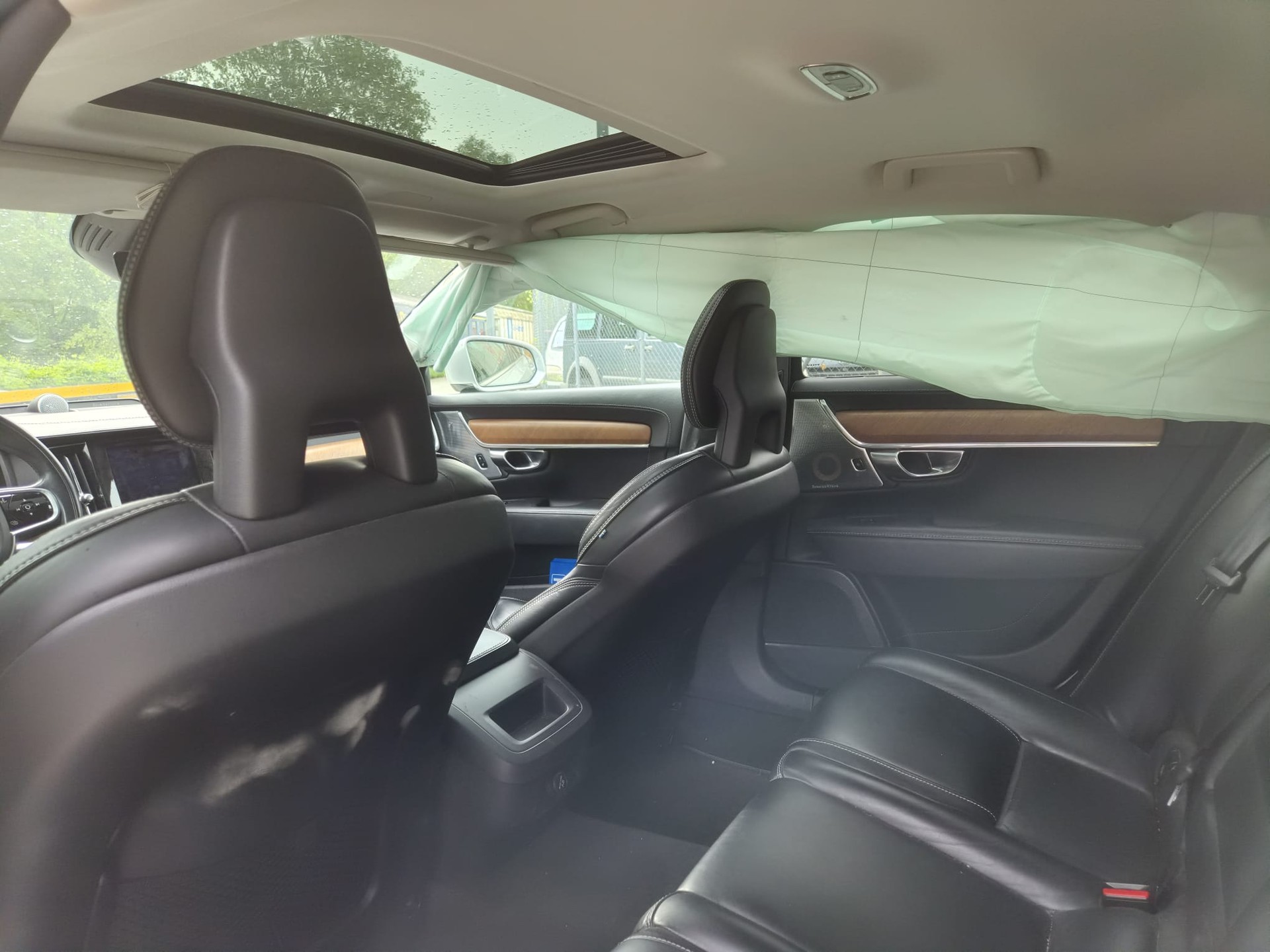 VOLVO S90 D5 AWD Inscription Geartronic Powerpulse-image-8