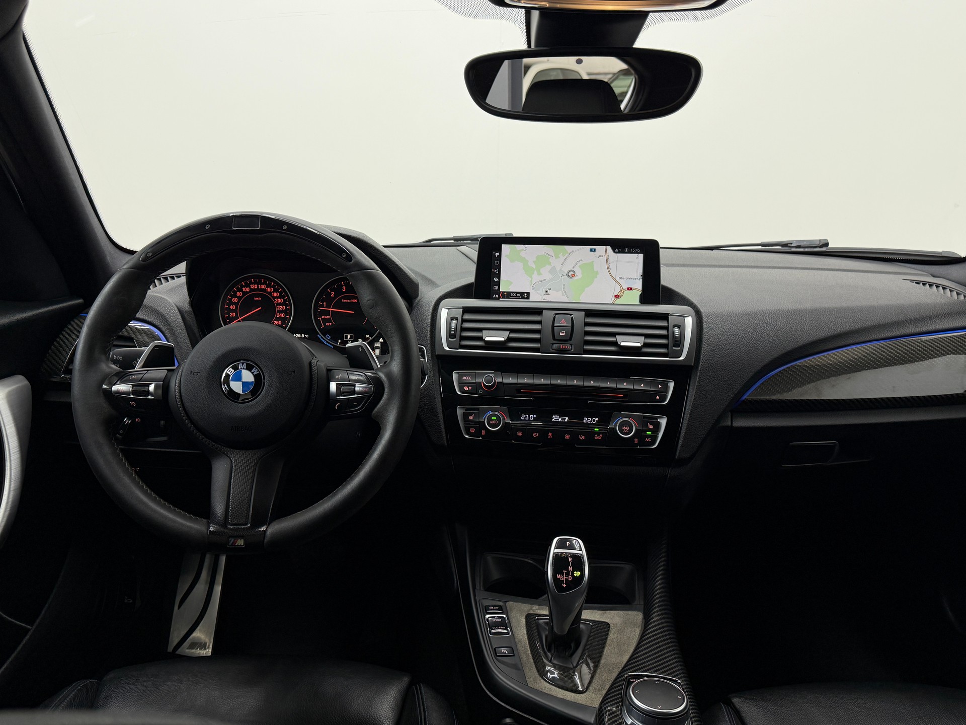 BMW M140i xDrive Steptronic-image-25