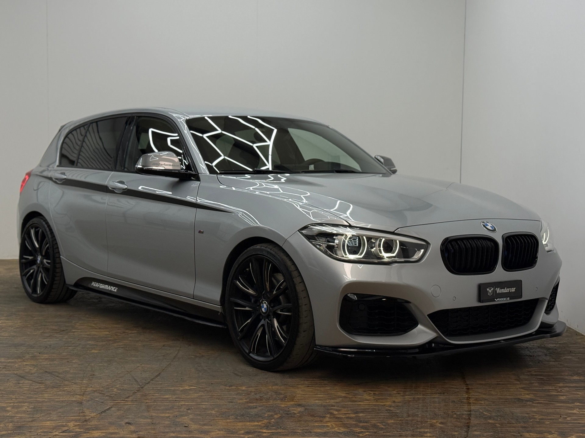 BMW M140i xDrive Steptronic-image-0