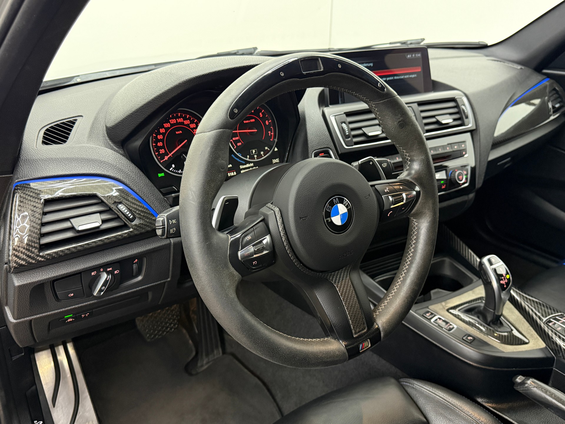 BMW M140i xDrive Steptronic-image-28