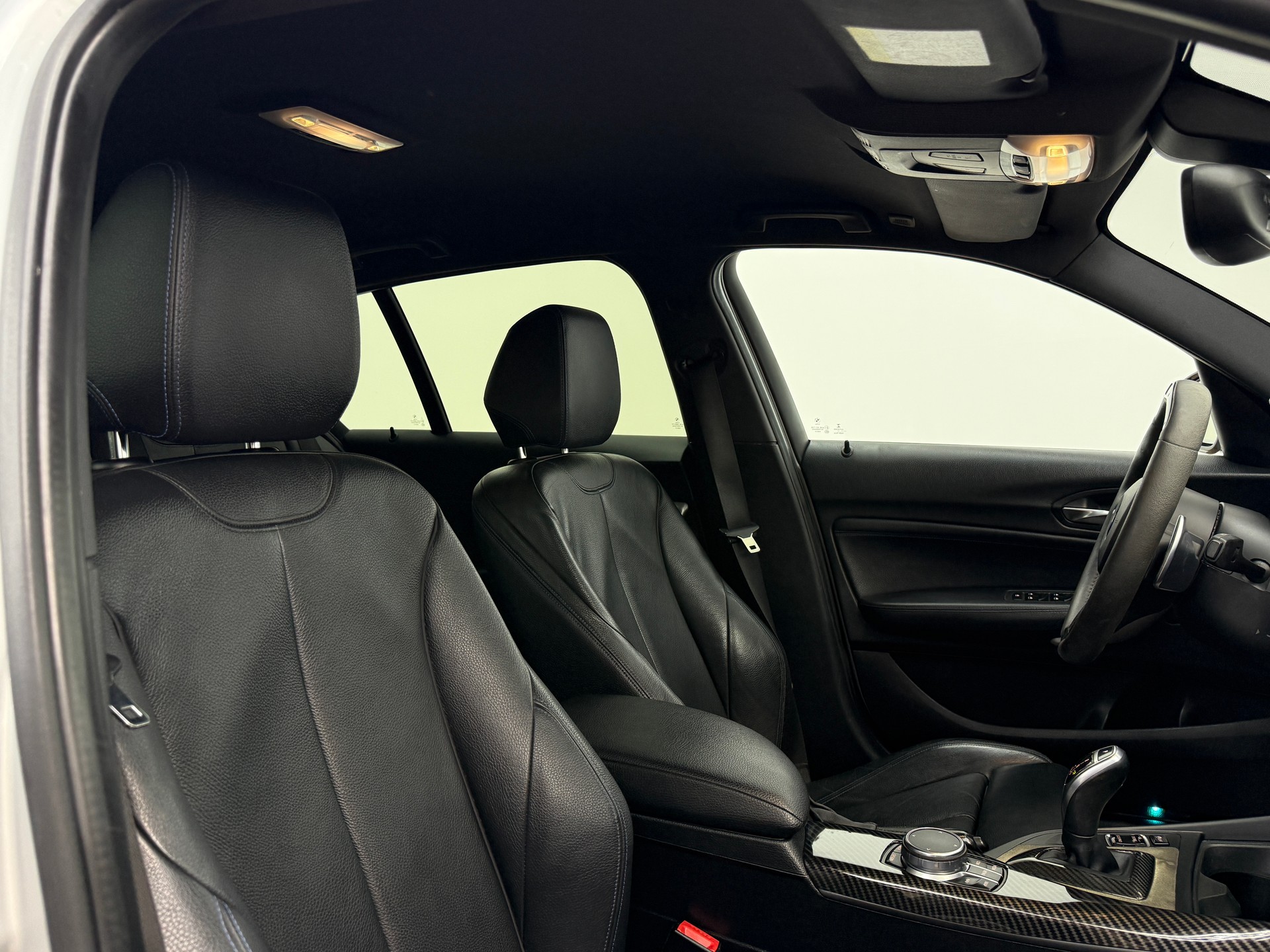 BMW M140i xDrive Steptronic-image-21