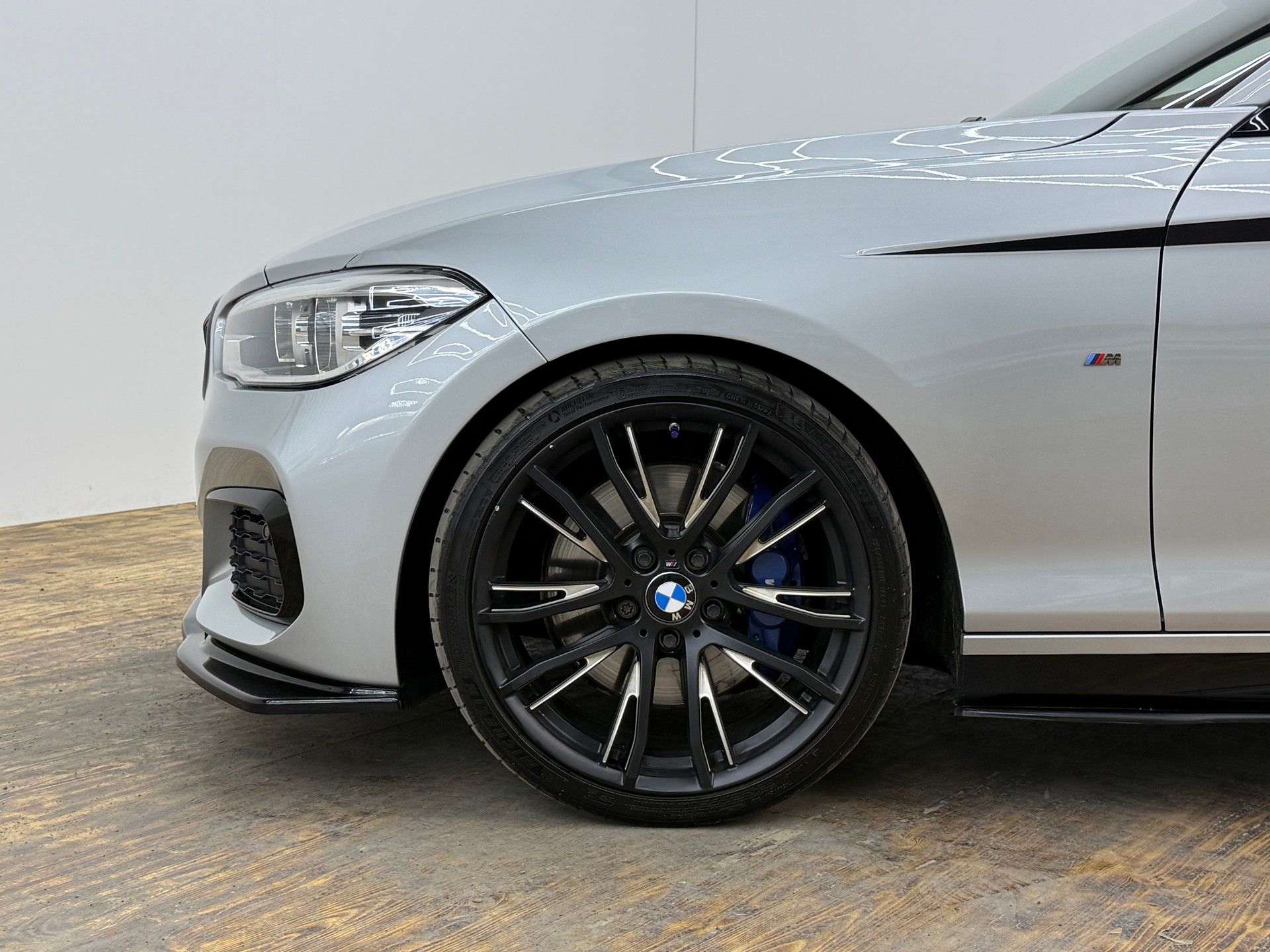 BMW M140i xDrive Steptronic-image-5