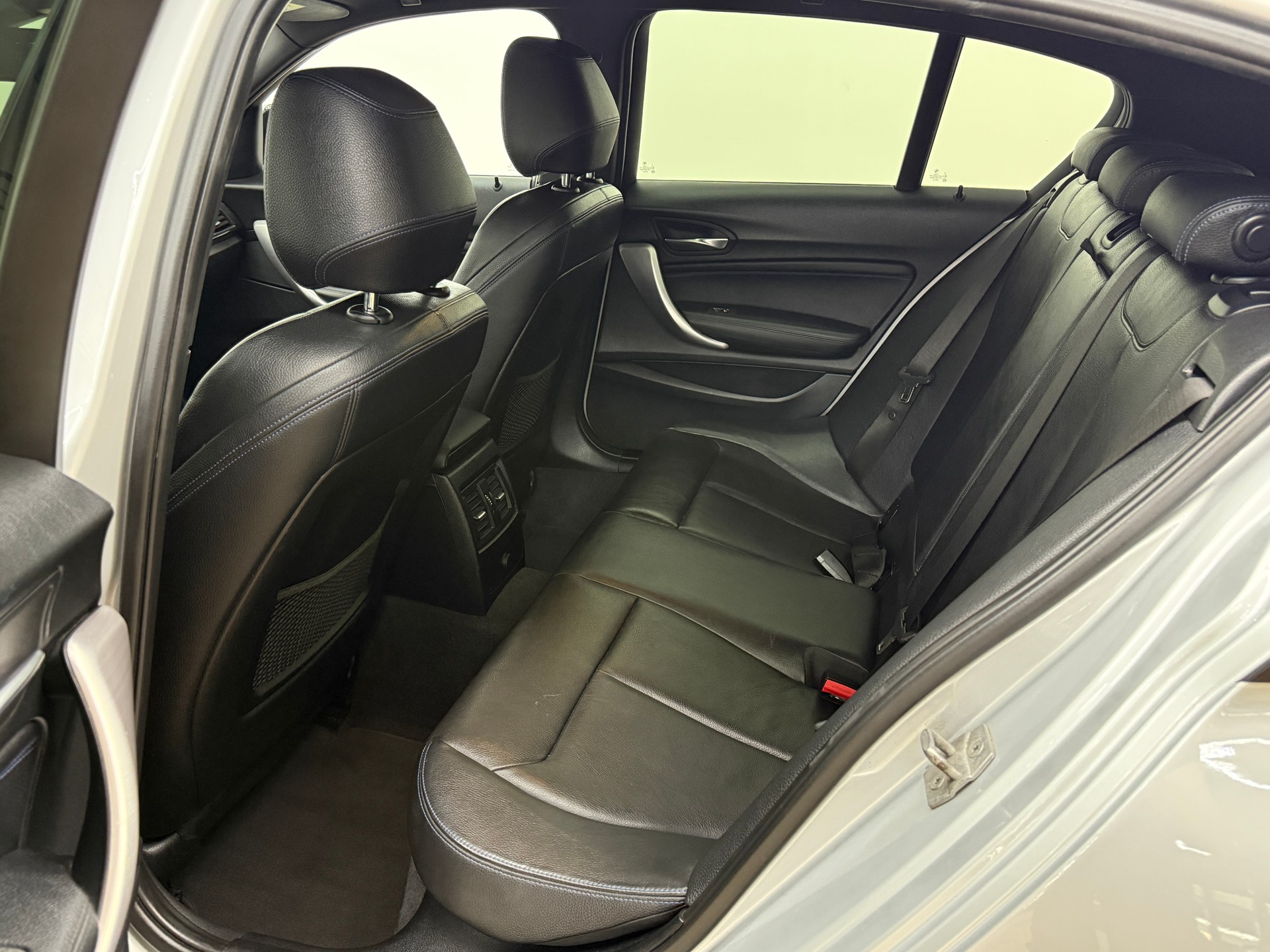 BMW M140i xDrive Steptronic-image-22