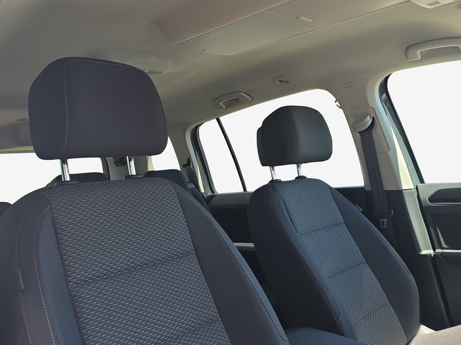 VW Touran 1.5 TSI EVO Comfortline DSG-image-15