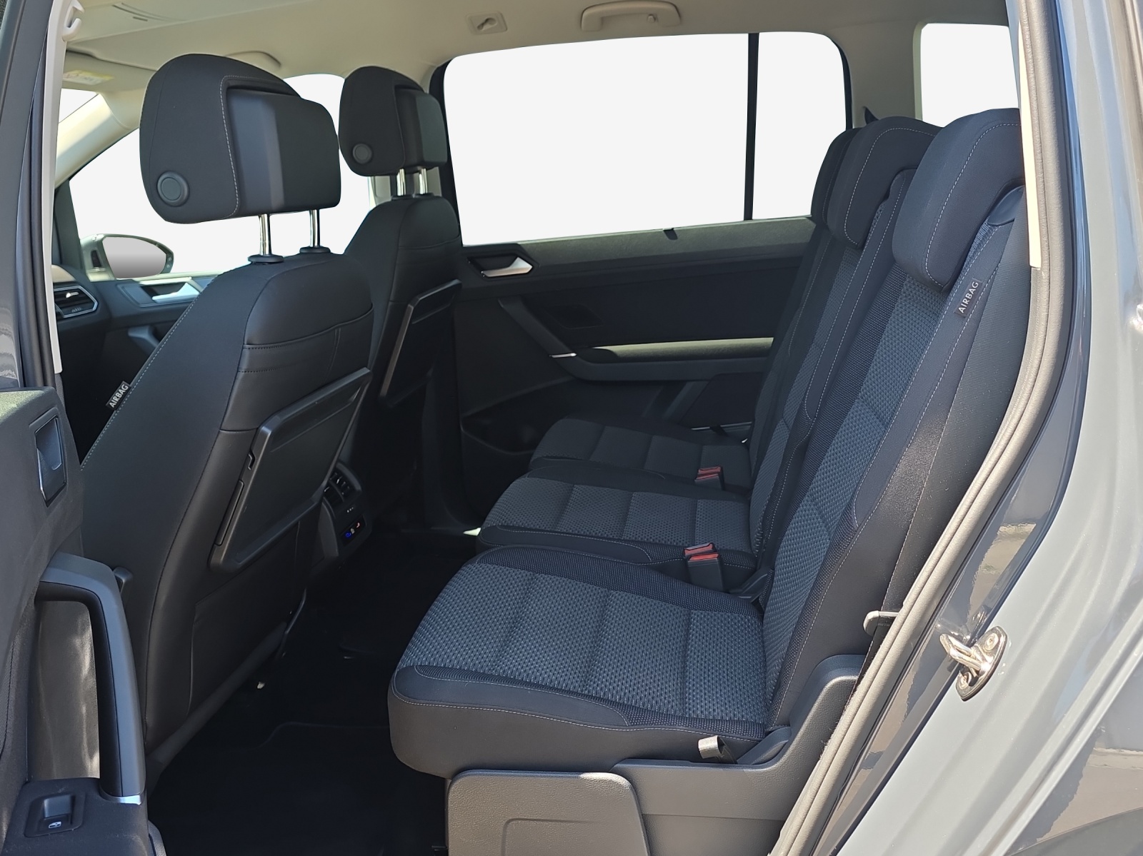 VW Touran 1.5 TSI EVO Comfortline DSG-image-11
