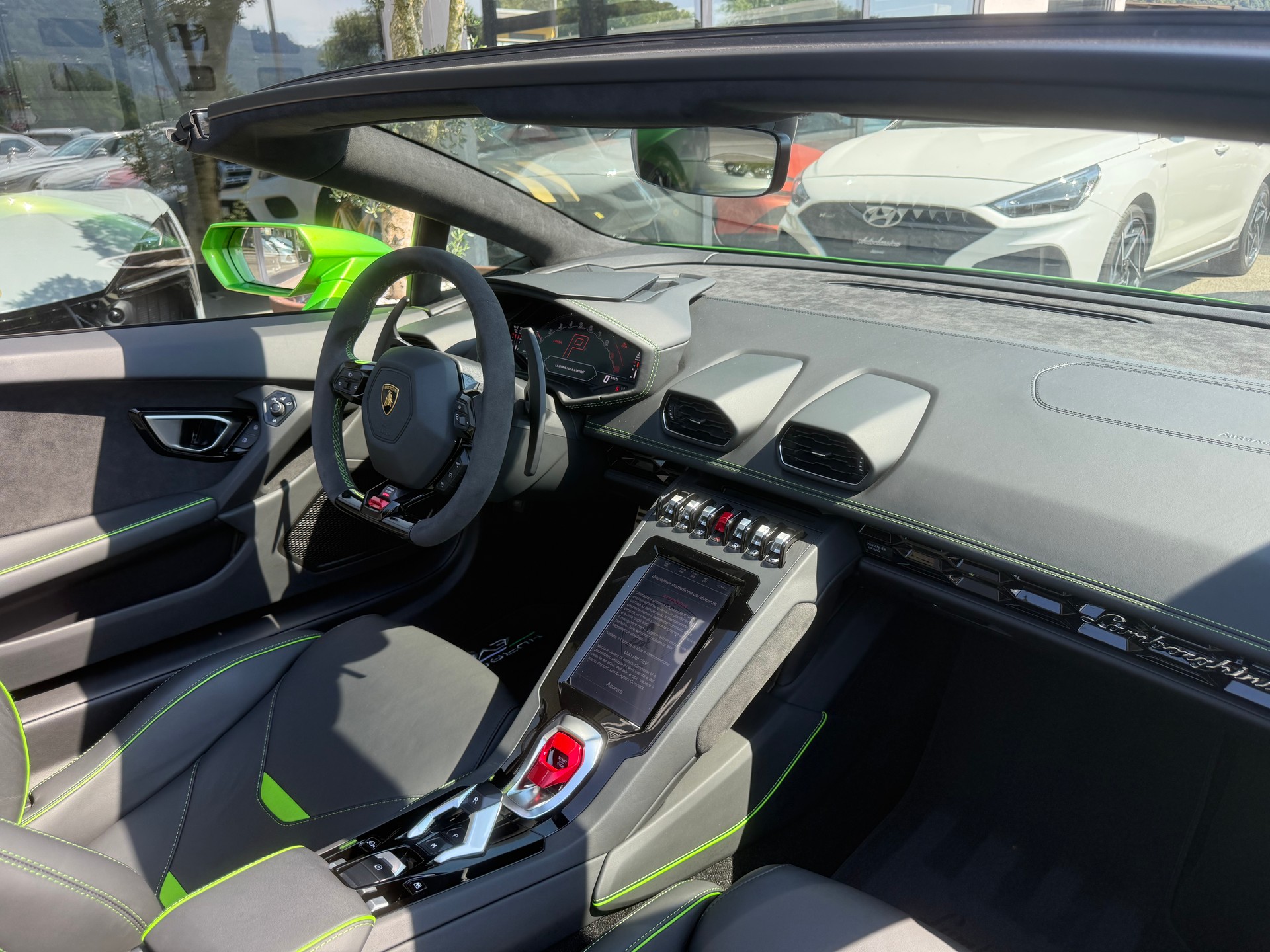 LAMBORGHINI Huracan EVO Spyder DCT-image-14