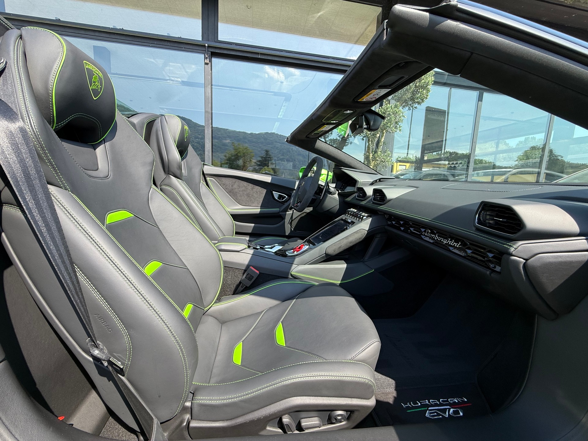 LAMBORGHINI Huracan EVO Spyder DCT-image-12