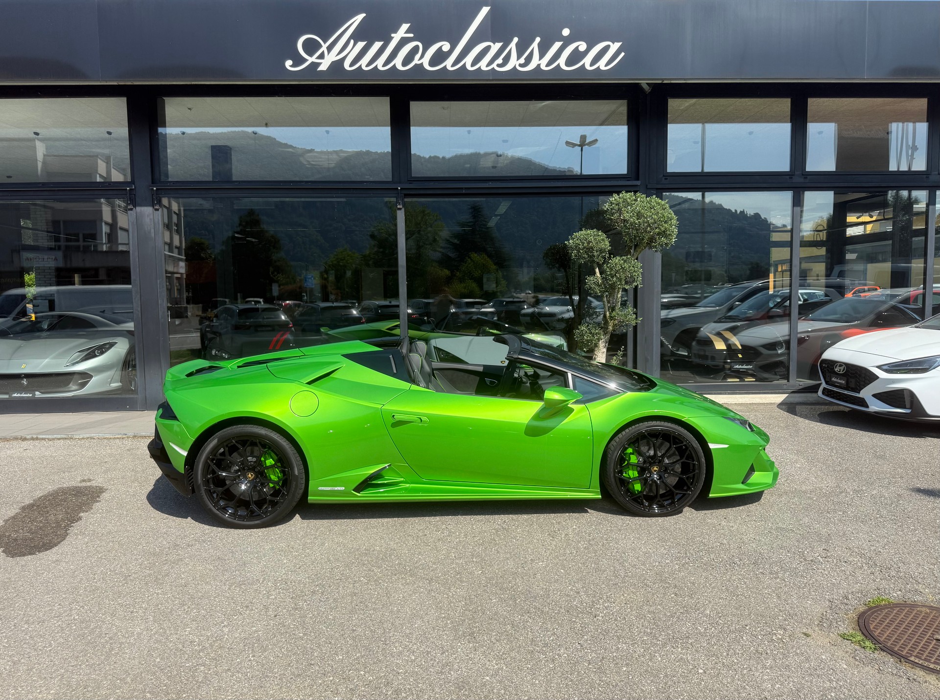 LAMBORGHINI Huracan EVO Spyder DCT-image-3