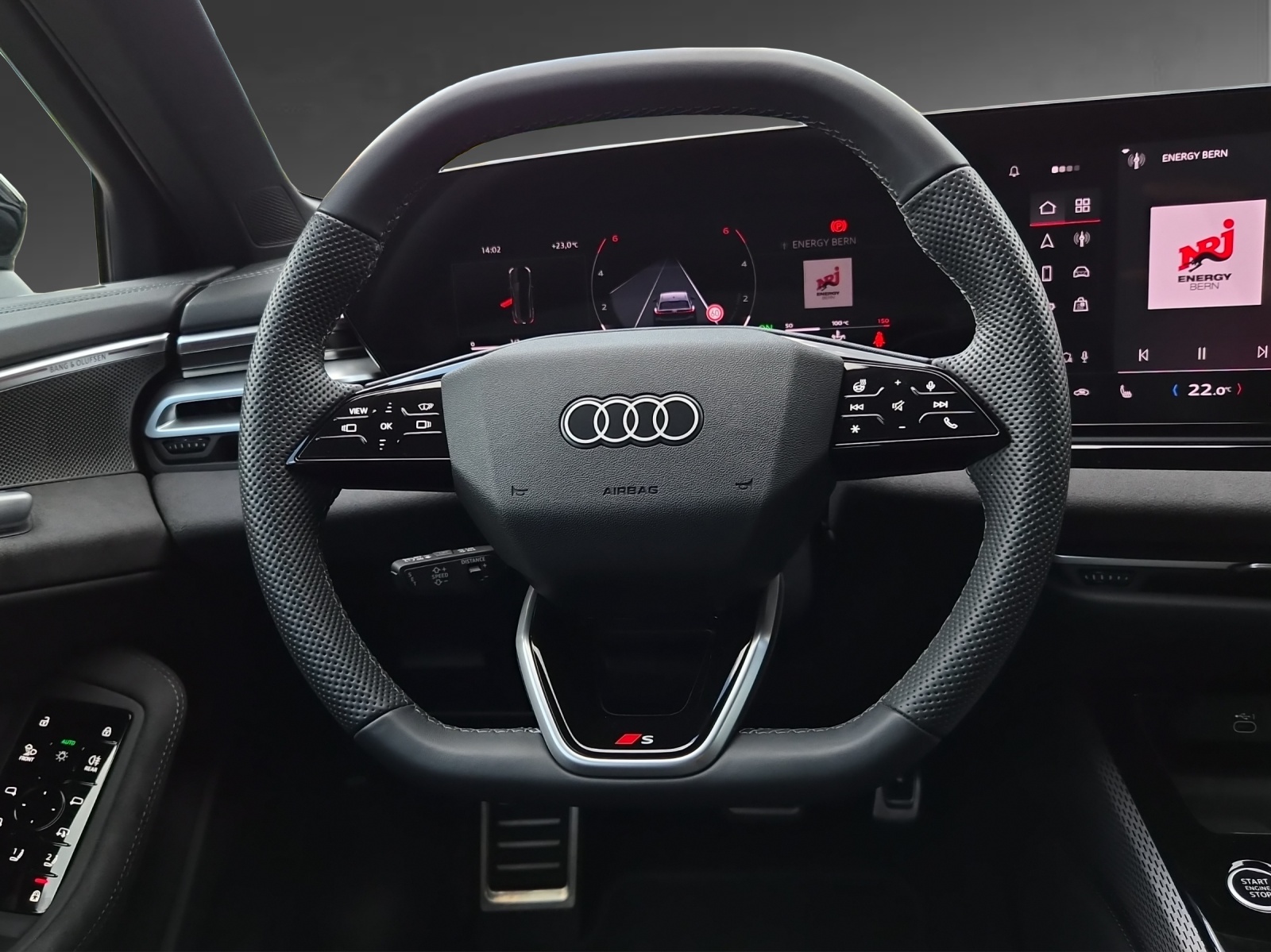 AUDI A5 Avant TDI quattro 150 kW S tronic-image-9