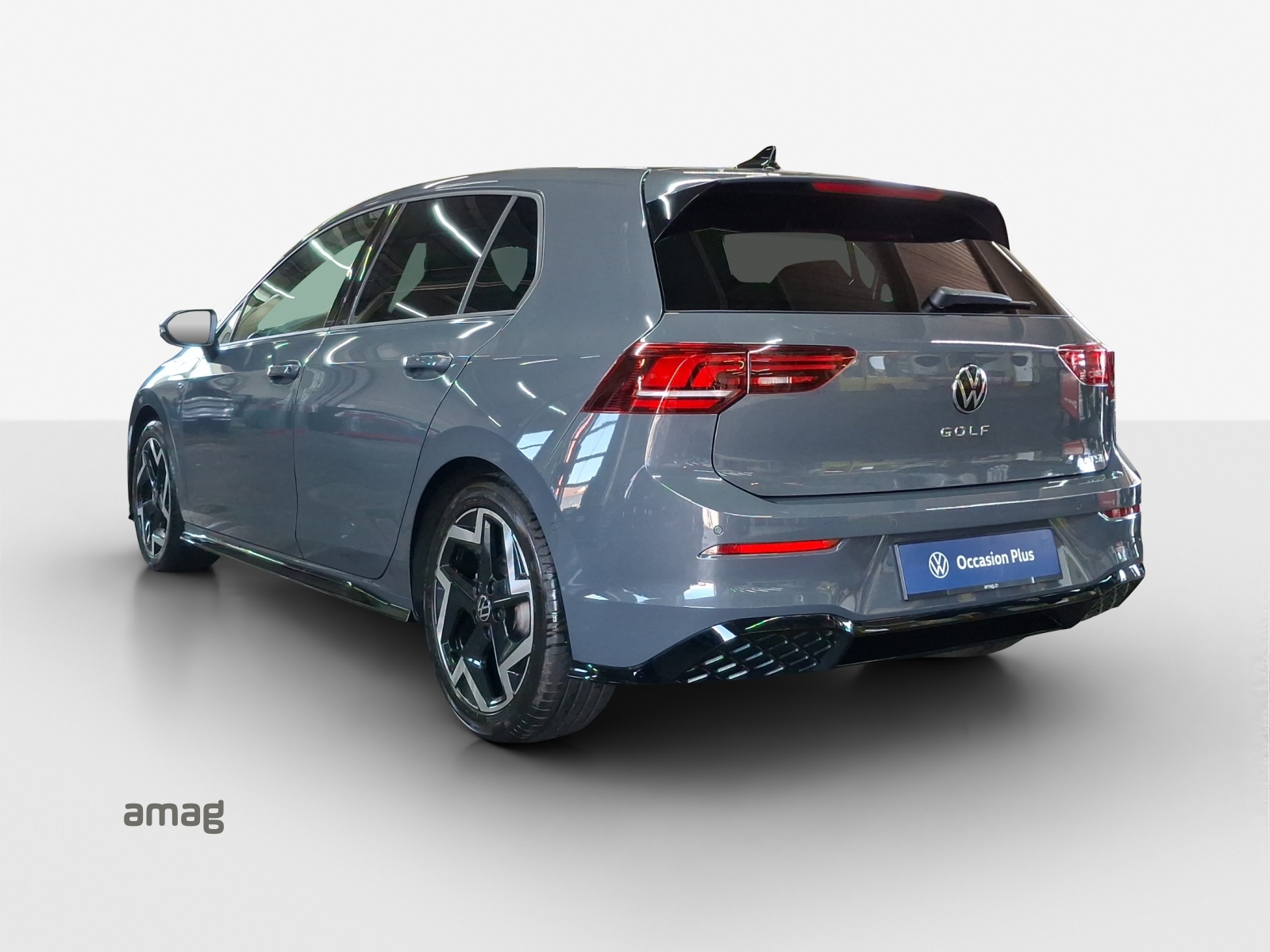 VW Golf 1.5 e TSI mHEV R-Line DSG-image-2