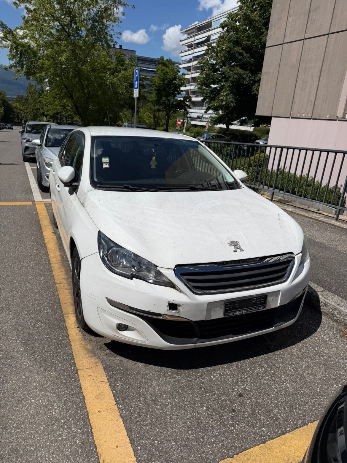 PEUGEOT 308 SW 1.6 BlueHDI Business-image-10