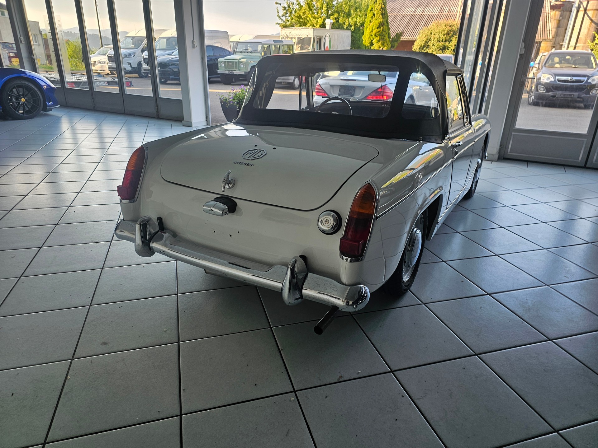 MG Midget Mark II-image-2