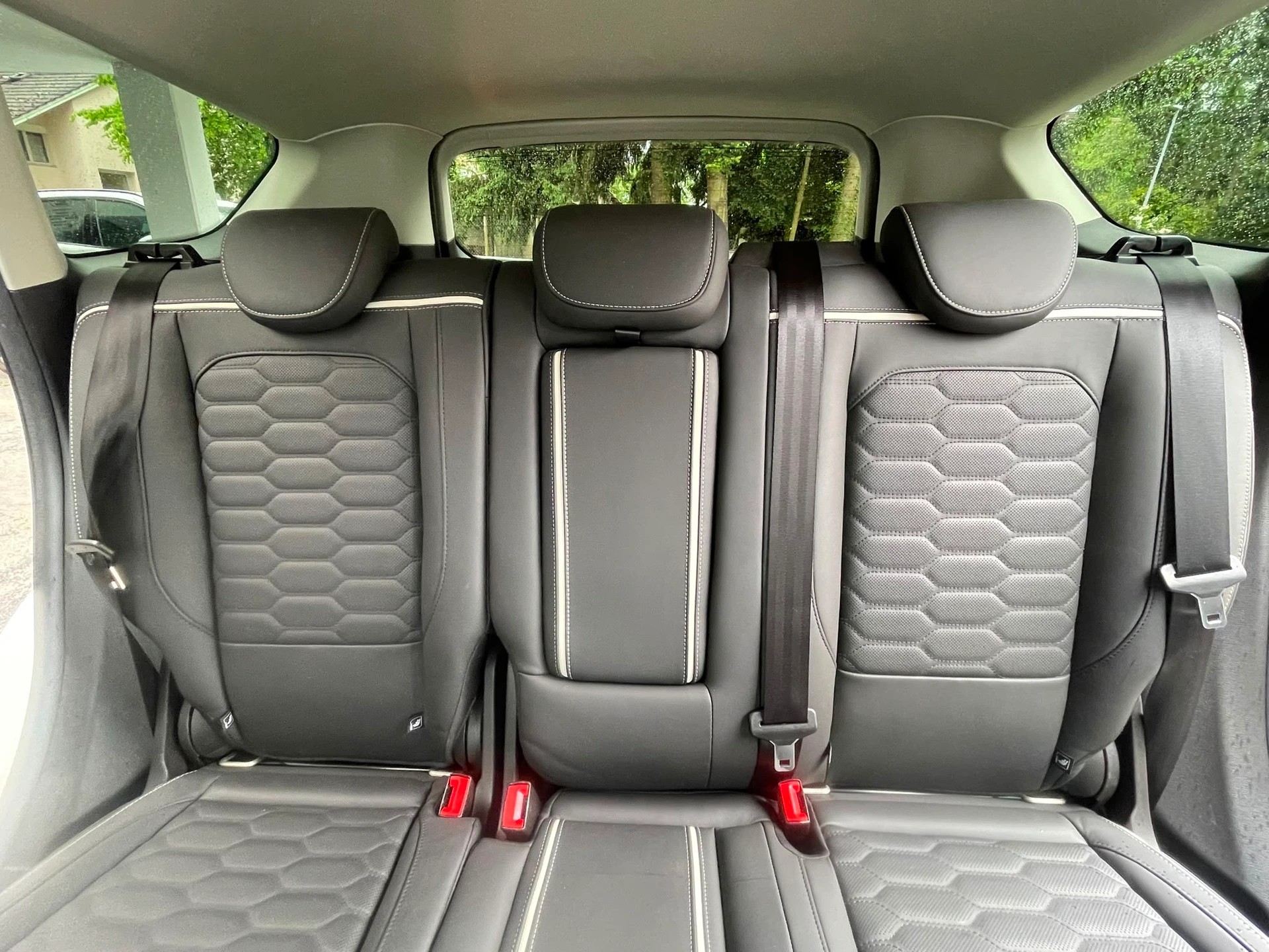 FORD Kuga 1.5 SCTi Vignale 4WD Automatic | CH-Auto | Bis zu 70% unter Neupreis-image-15