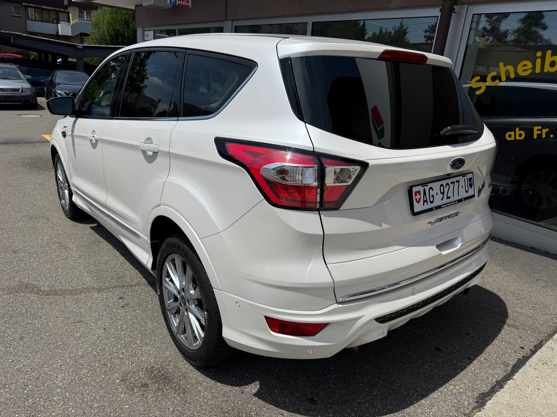 FORD Kuga 1.5 SCTi Vignale 4WD Automatic | CH-Auto | Bis zu 70% unter Neupreis-image-3