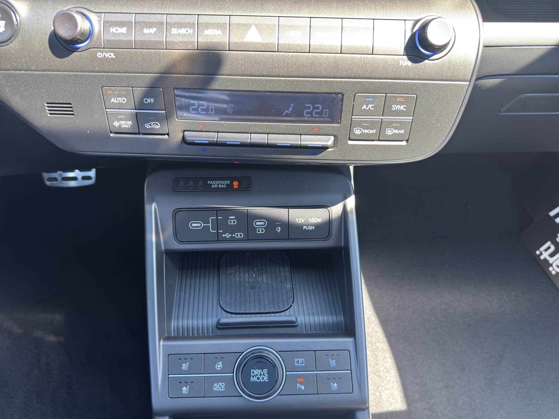 HYUNDAI Kona EV 65.4 kWh N Line-image-18