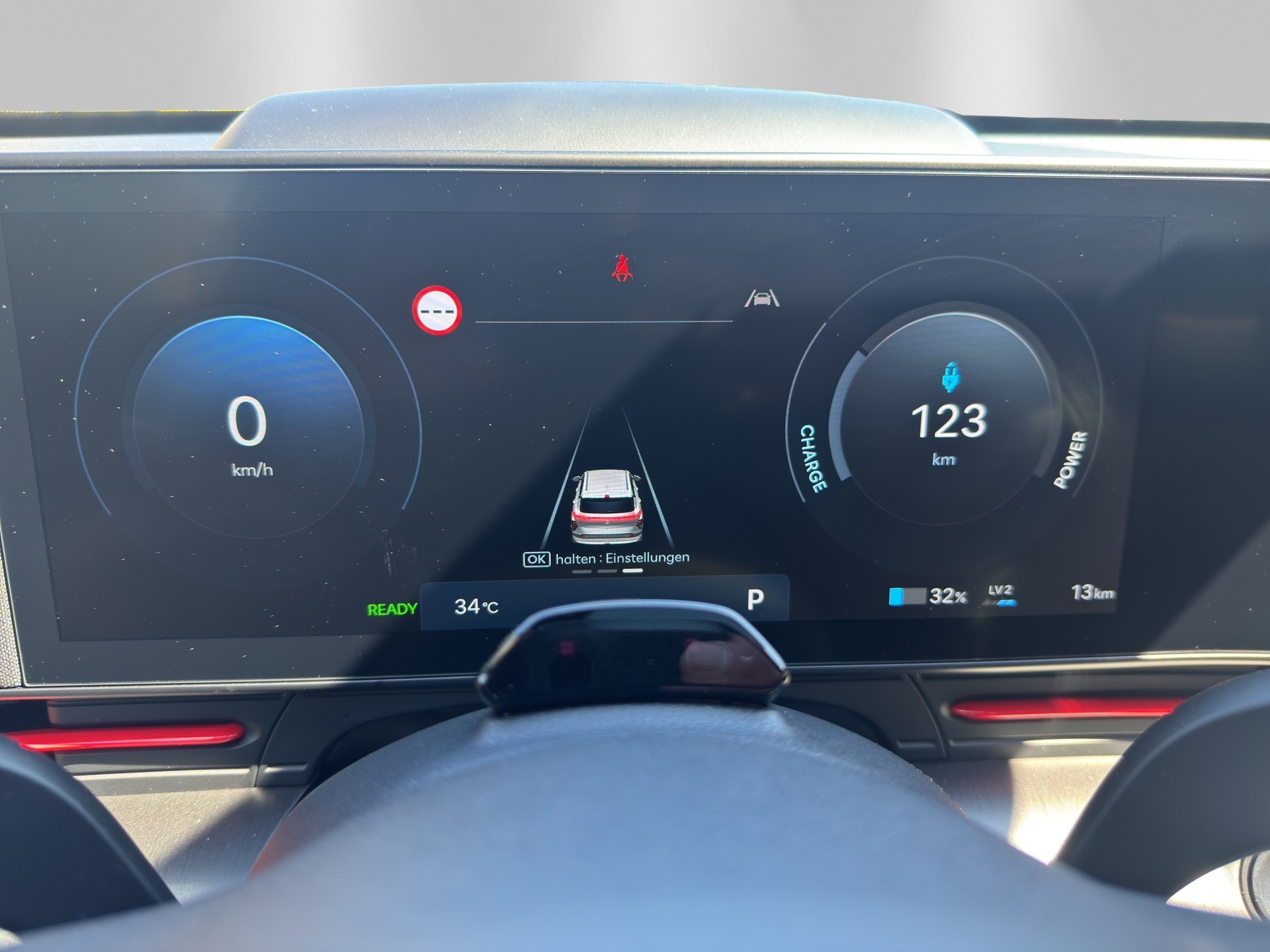 HYUNDAI Kona EV 65.4 kWh N Line-image-15