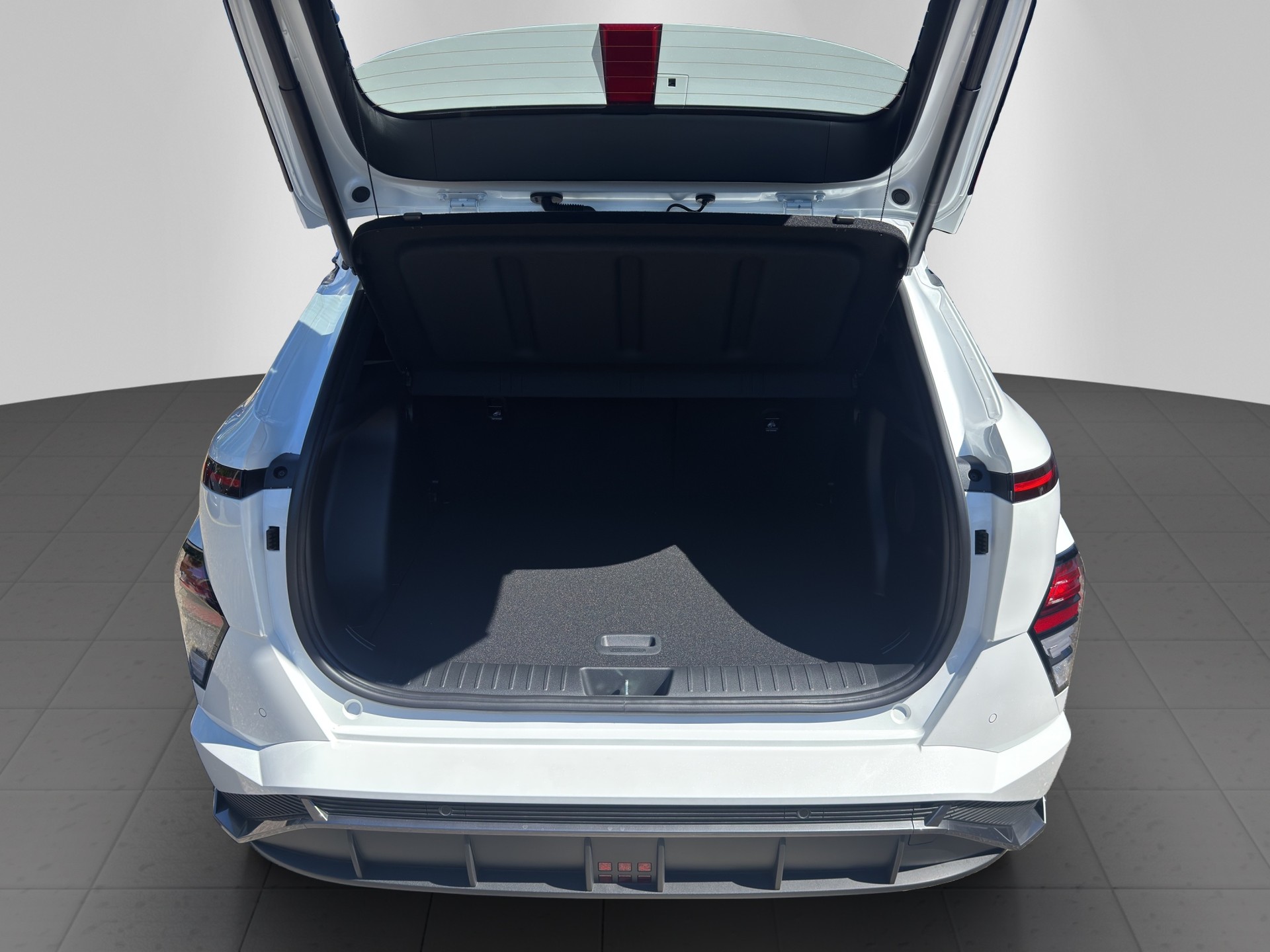 HYUNDAI Kona EV 65.4 kWh N Line-image-8