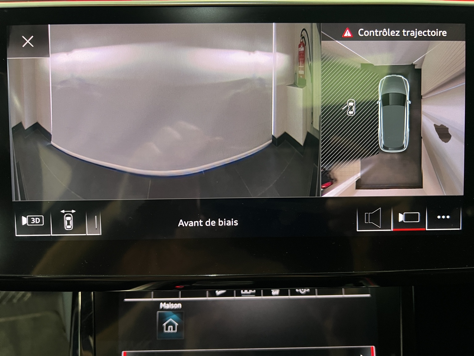AUDI e-tron 55 Advanced quattro-image-11