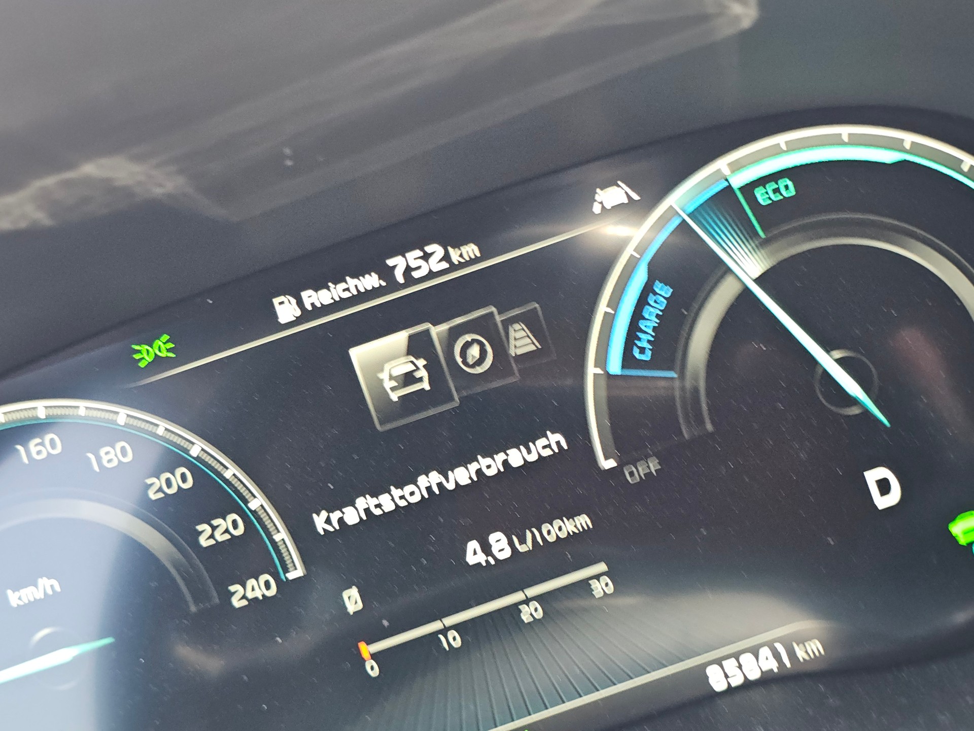 KIA Kia Ceed SW 1.6 GDi Plug-in Hybrid Style Deluxe | AHK | 1. Hand | Service gepflegt | nur 4.8l bzw. 1.6l/100km (ohne/mit Elektro)-image-7