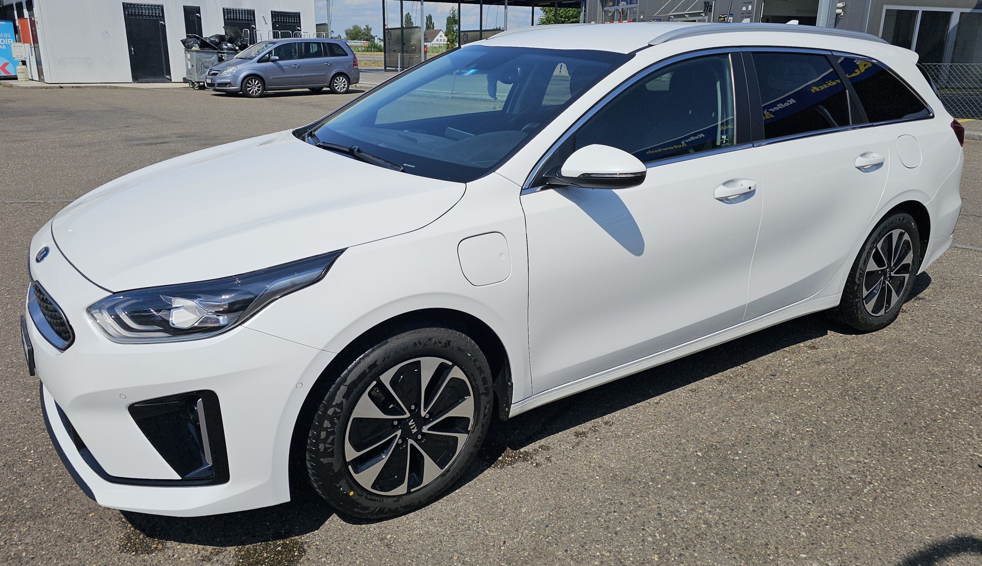 KIA 1.6 GDi Plug-in Hybrid Style ‐ SuperAusstattung-image-0