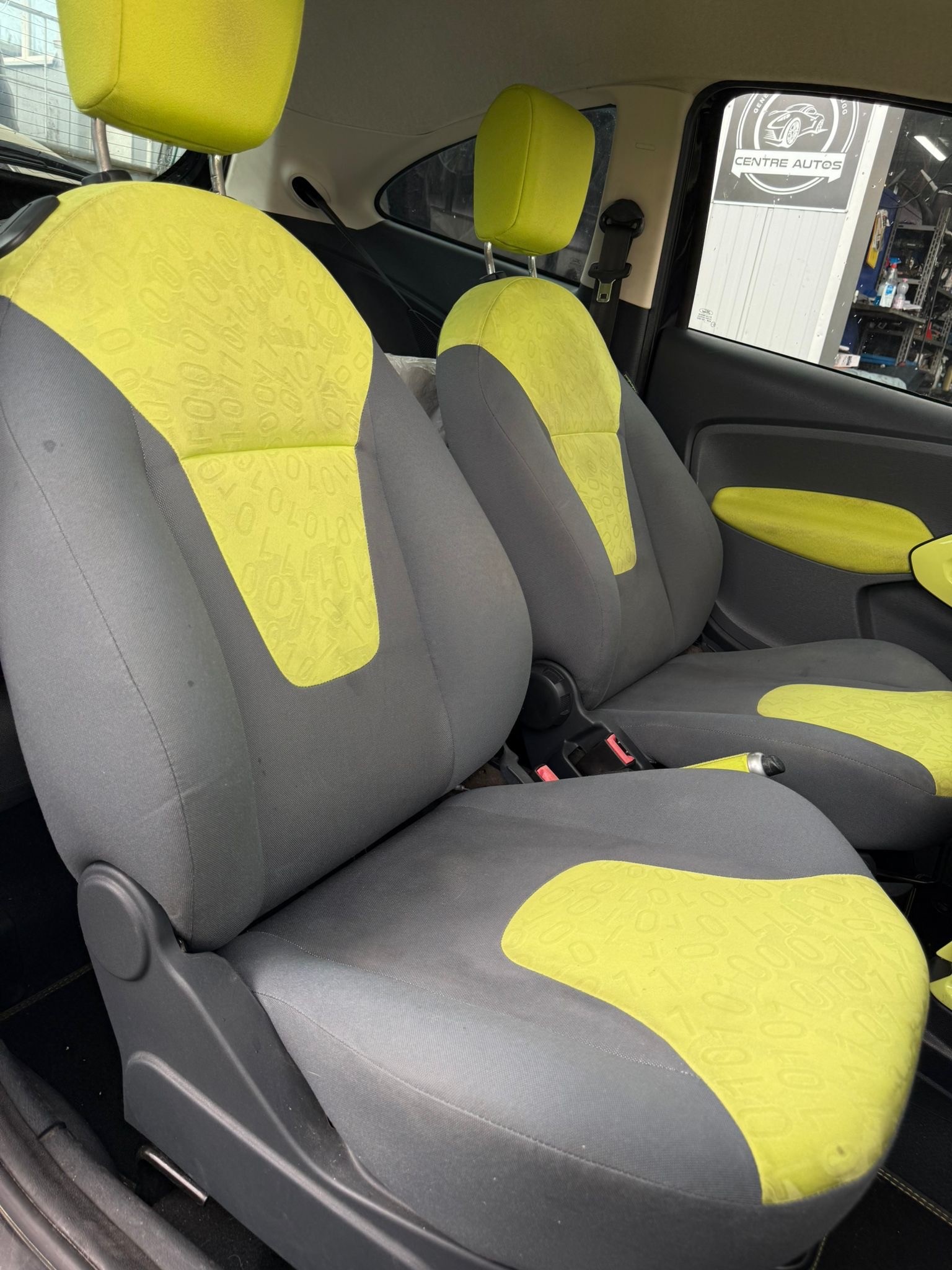 FORD KA 1.25 Titanium-image-7