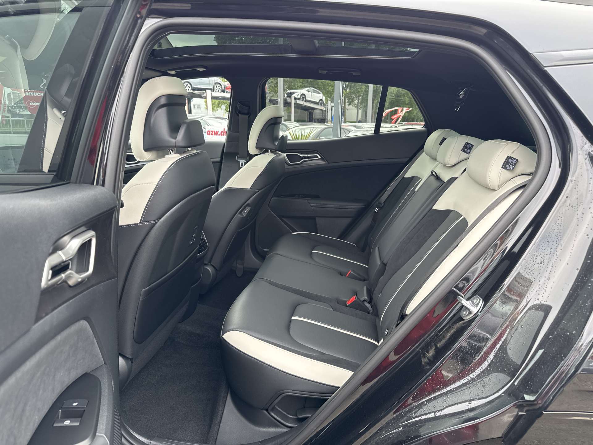KIA Sportage 1.6T-GDi PHEV GT-Line 288PS 4x4 Automat-image-5