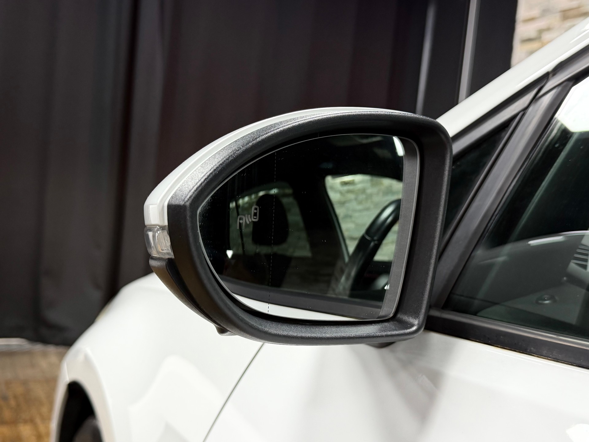 VW Golf 2.0 TSI GTI Performance DSG-image-10