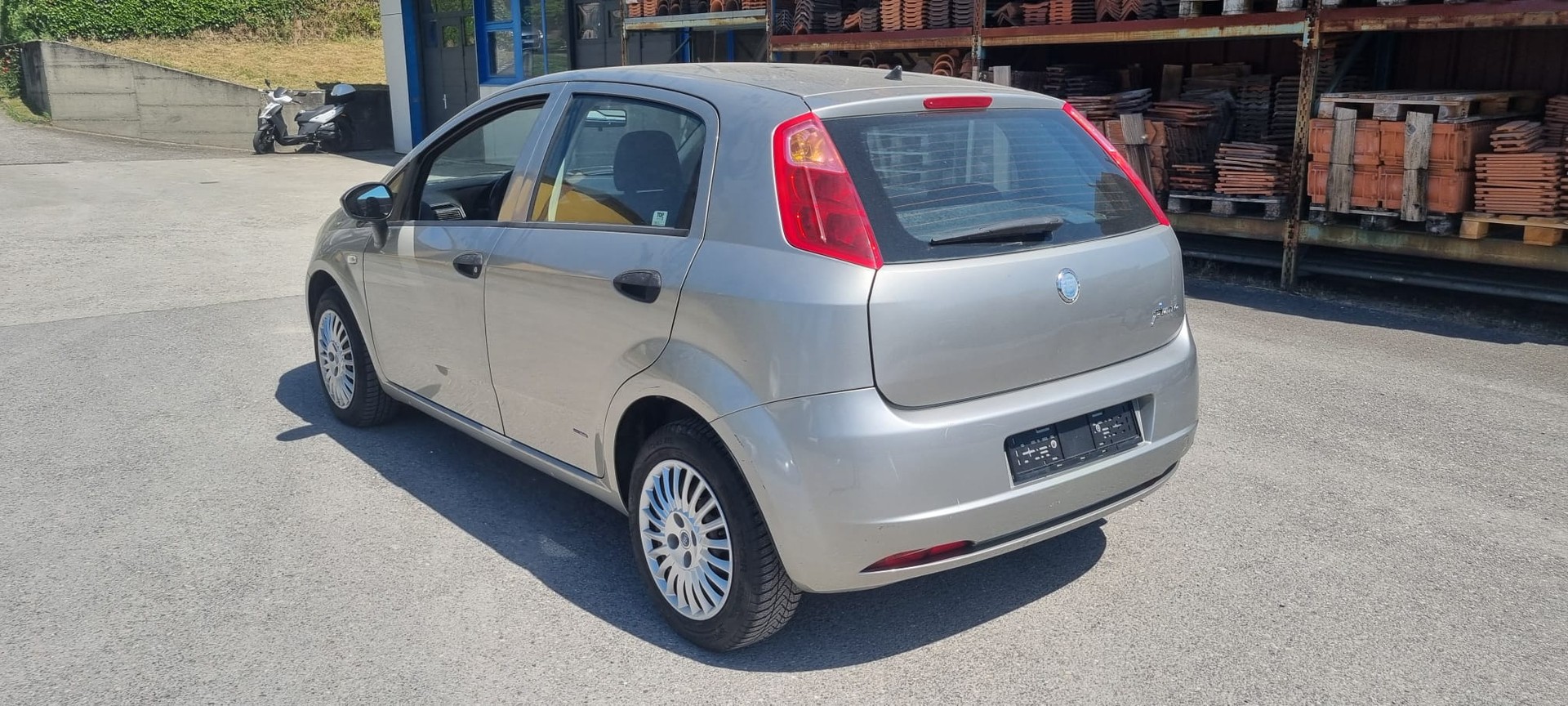 FIAT Punto 1.4 Emotion-image-4