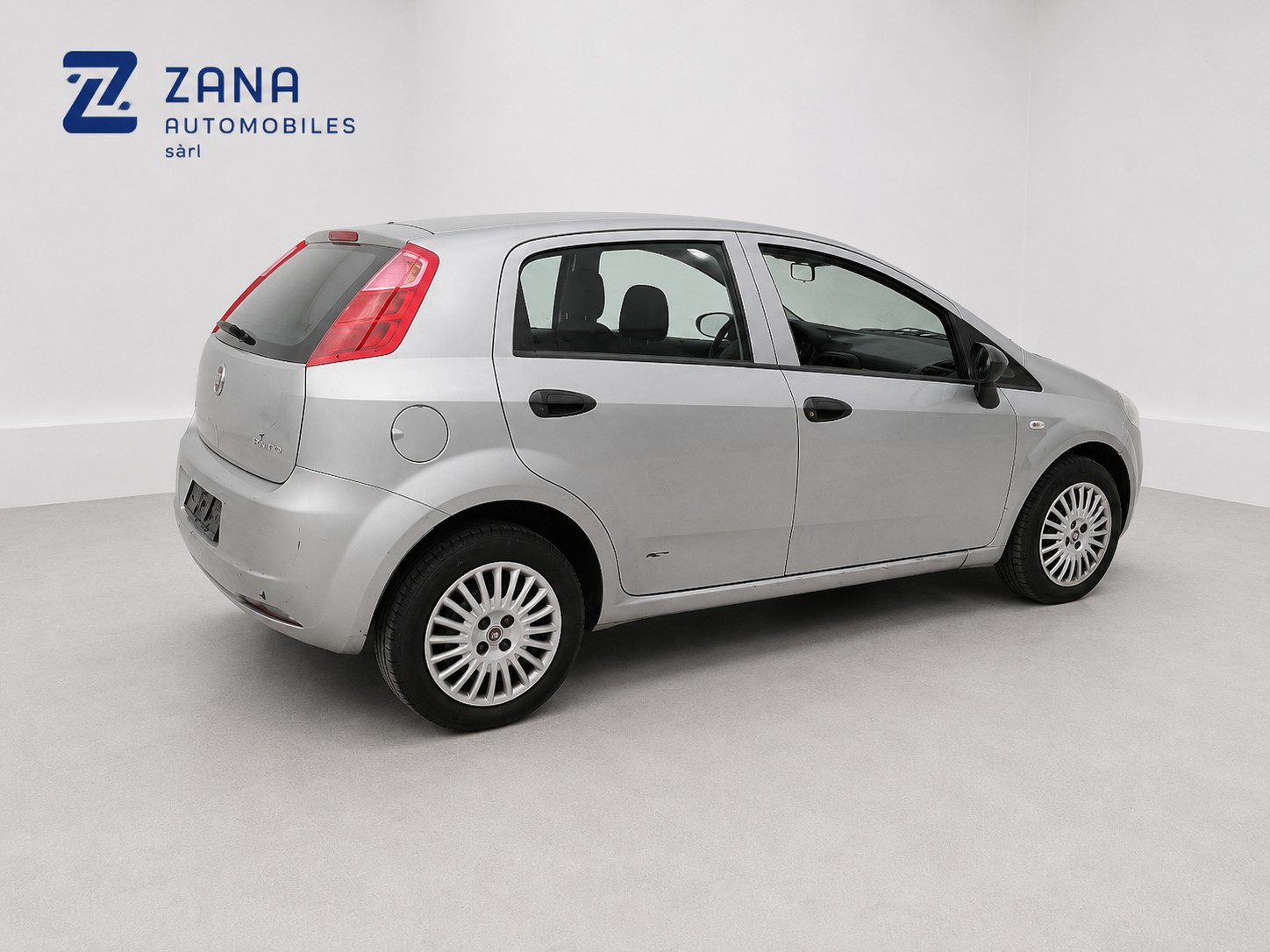 FIAT Punto 1.4 Emotion-image-2