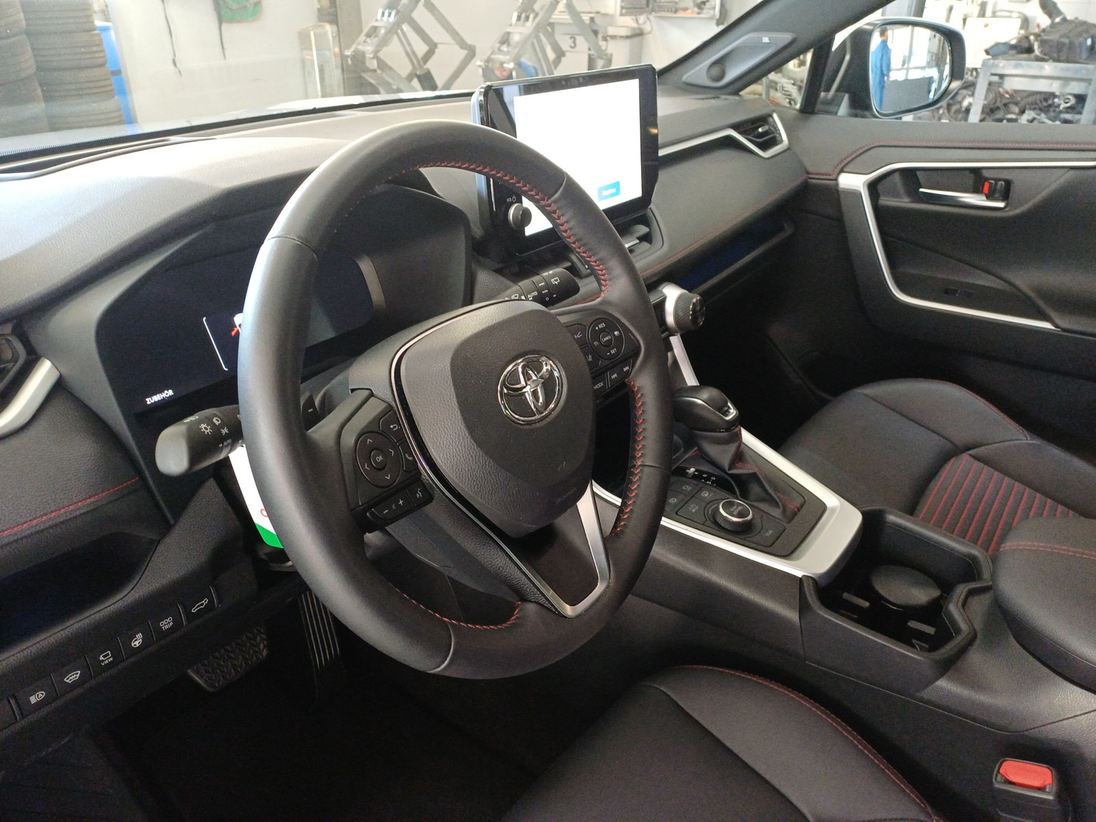 TOYOTA RAV4 2.5 Plug-In-Hybrid Premium-image-6