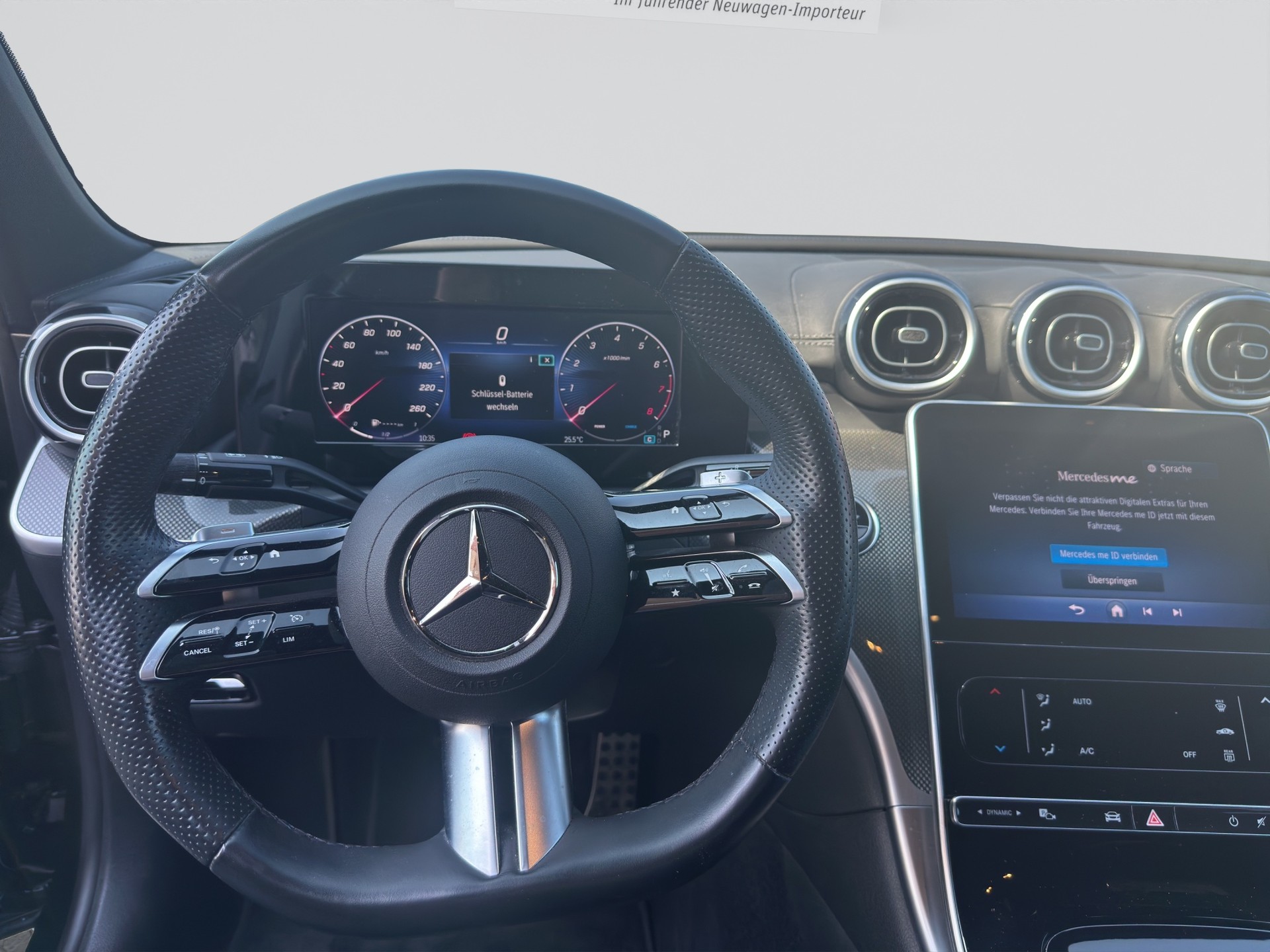 MERCEDES-BENZ C 200 AMG Line 4Matic Night-image-11