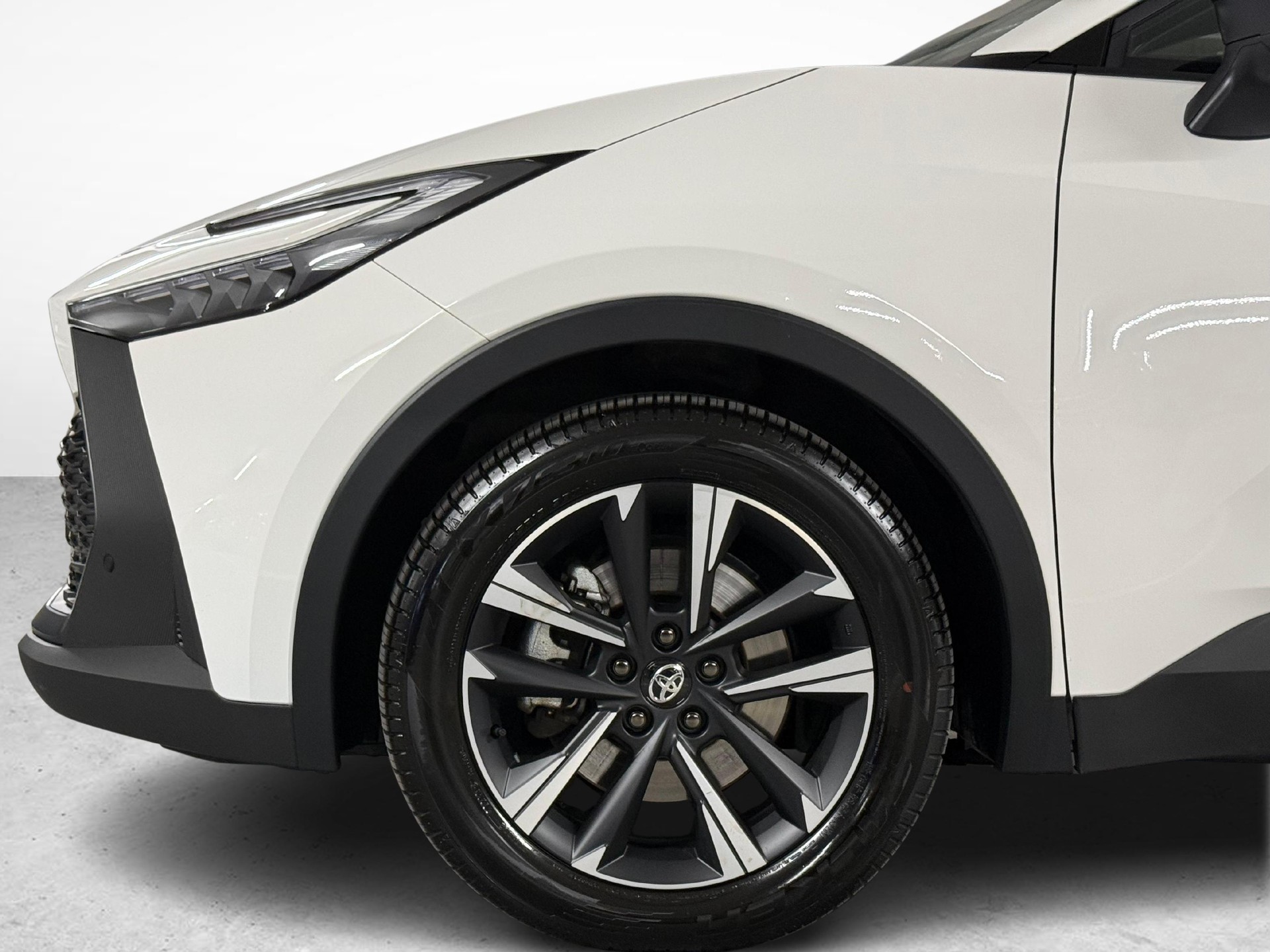 TOYOTA C-HR 2.0 HEV Trend 4x4-image-8