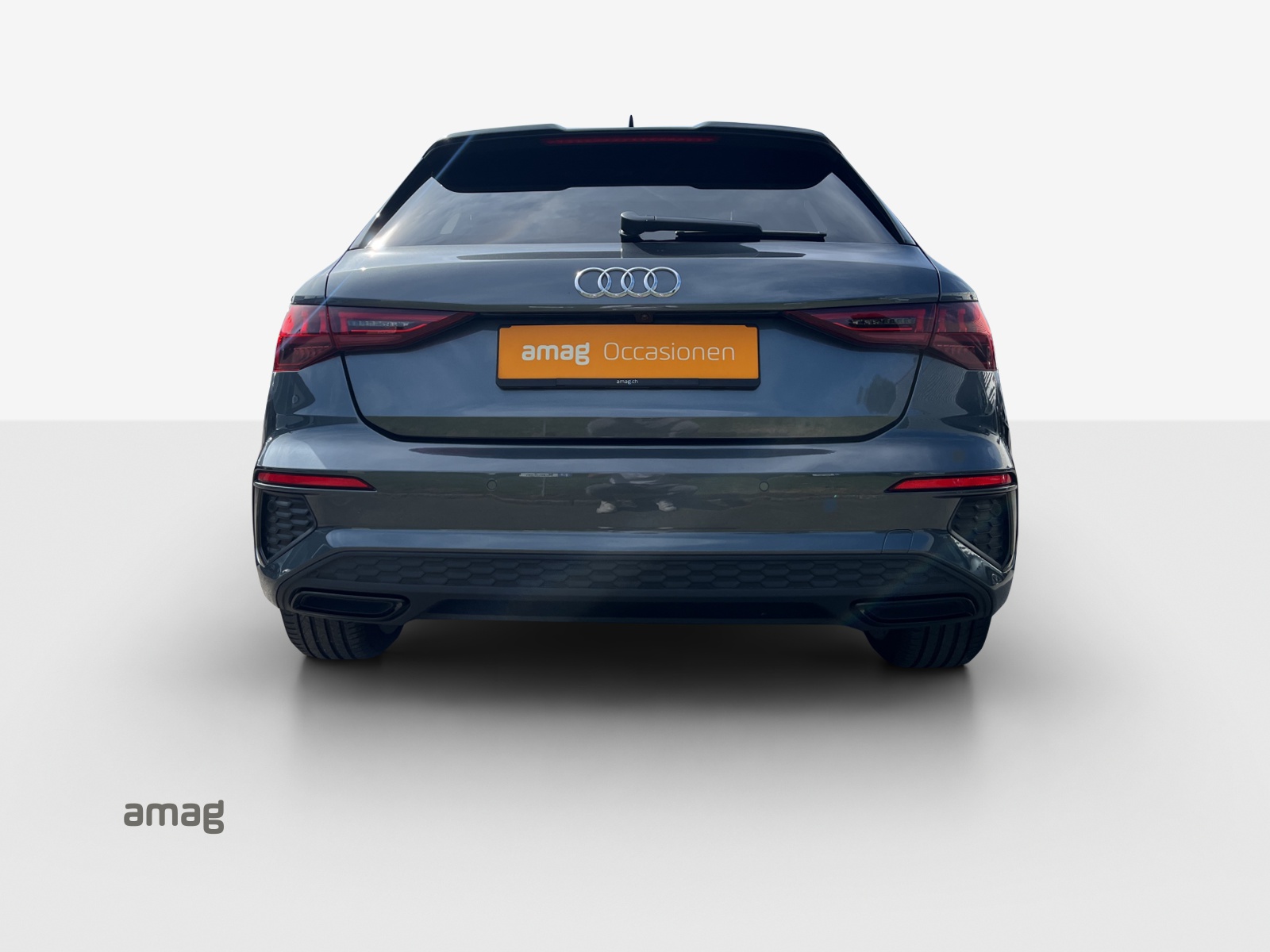 AUDI A3 Sportback 40 TFSI e S line Attraction S-tronic-image-4