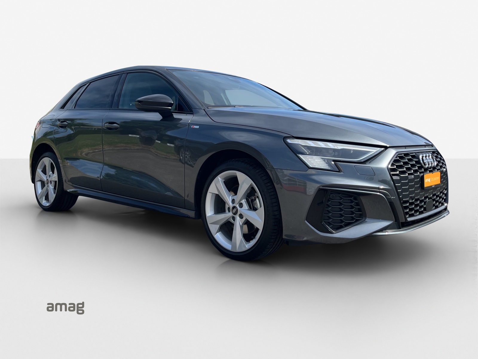 AUDI A3 Sportback 40 TFSI e S line Attraction S-tronic-image-6