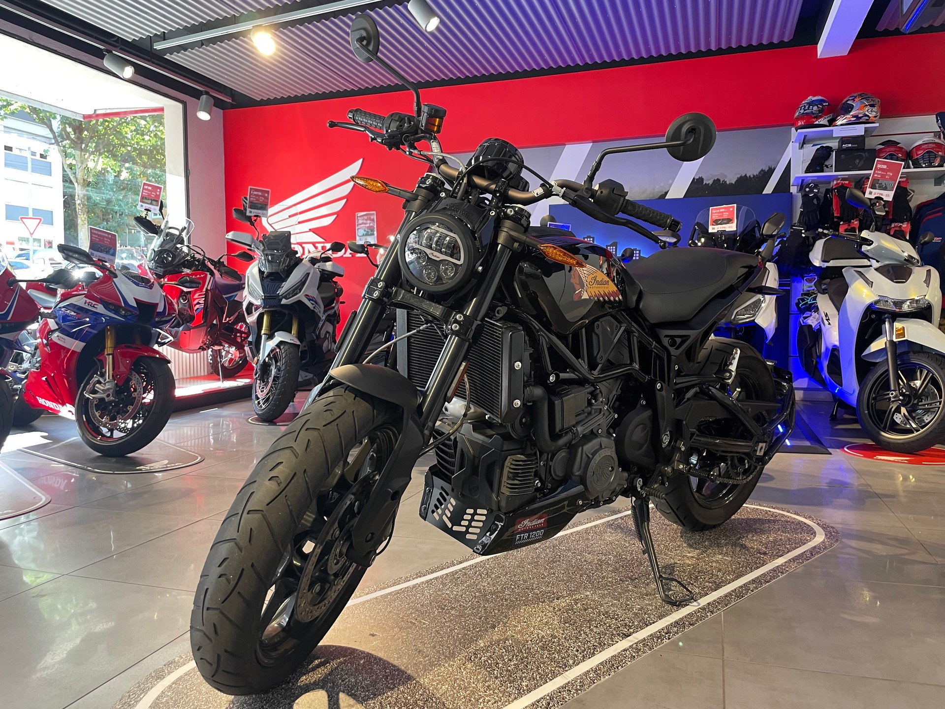 INDIAN FTR 1200
