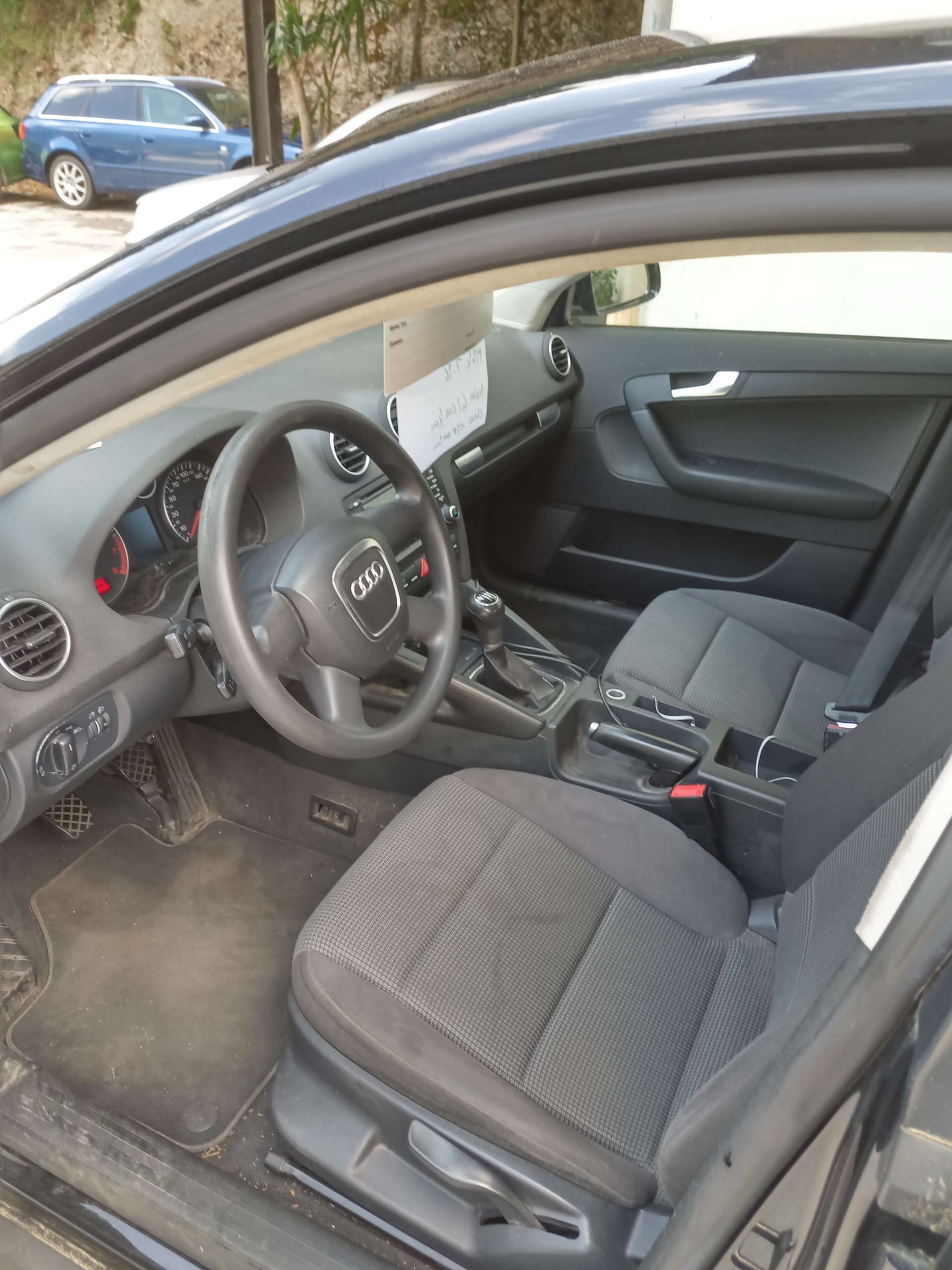 AUDI A3 Sportback 1.8 Turbo FSI Attraction-image-4