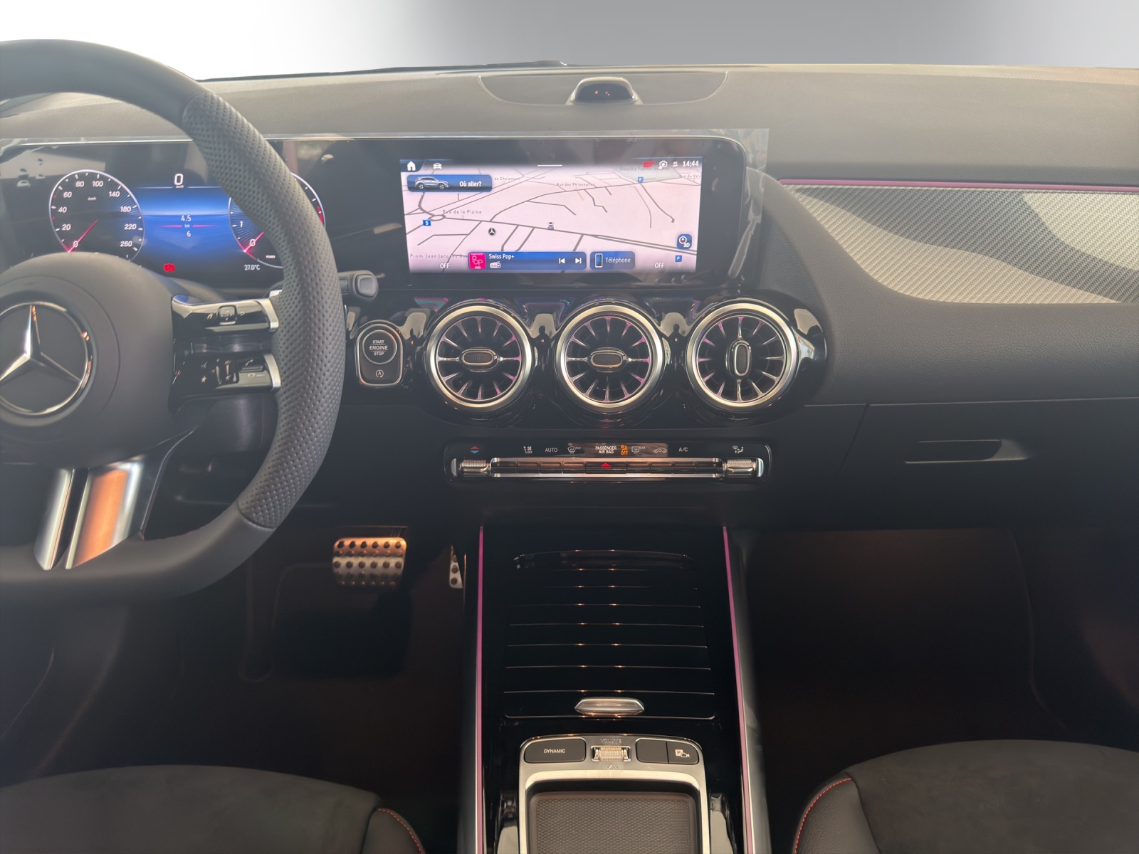 MERCEDES-BENZ GLA 250 4Matic 8G-DCT Swiss Star-image-10