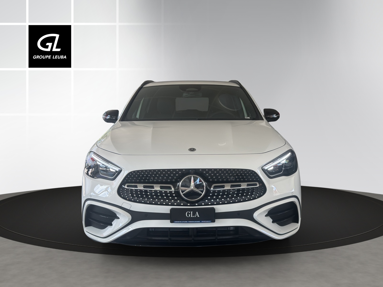 MERCEDES-BENZ GLA 250 4Matic 8G-DCT Swiss Star-showroom-element-1