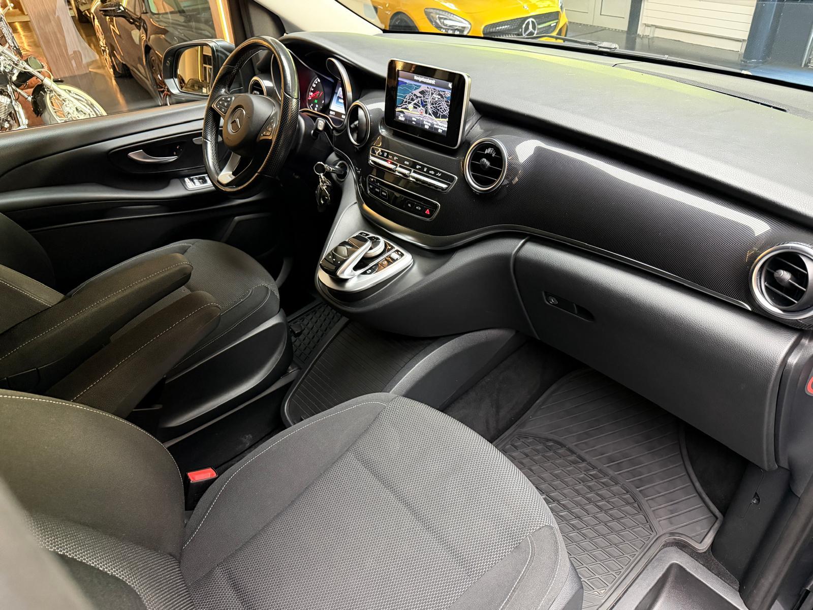 MERCEDES-BENZ V 250 d BlueTec Avant. kurz 4m Van-image-14