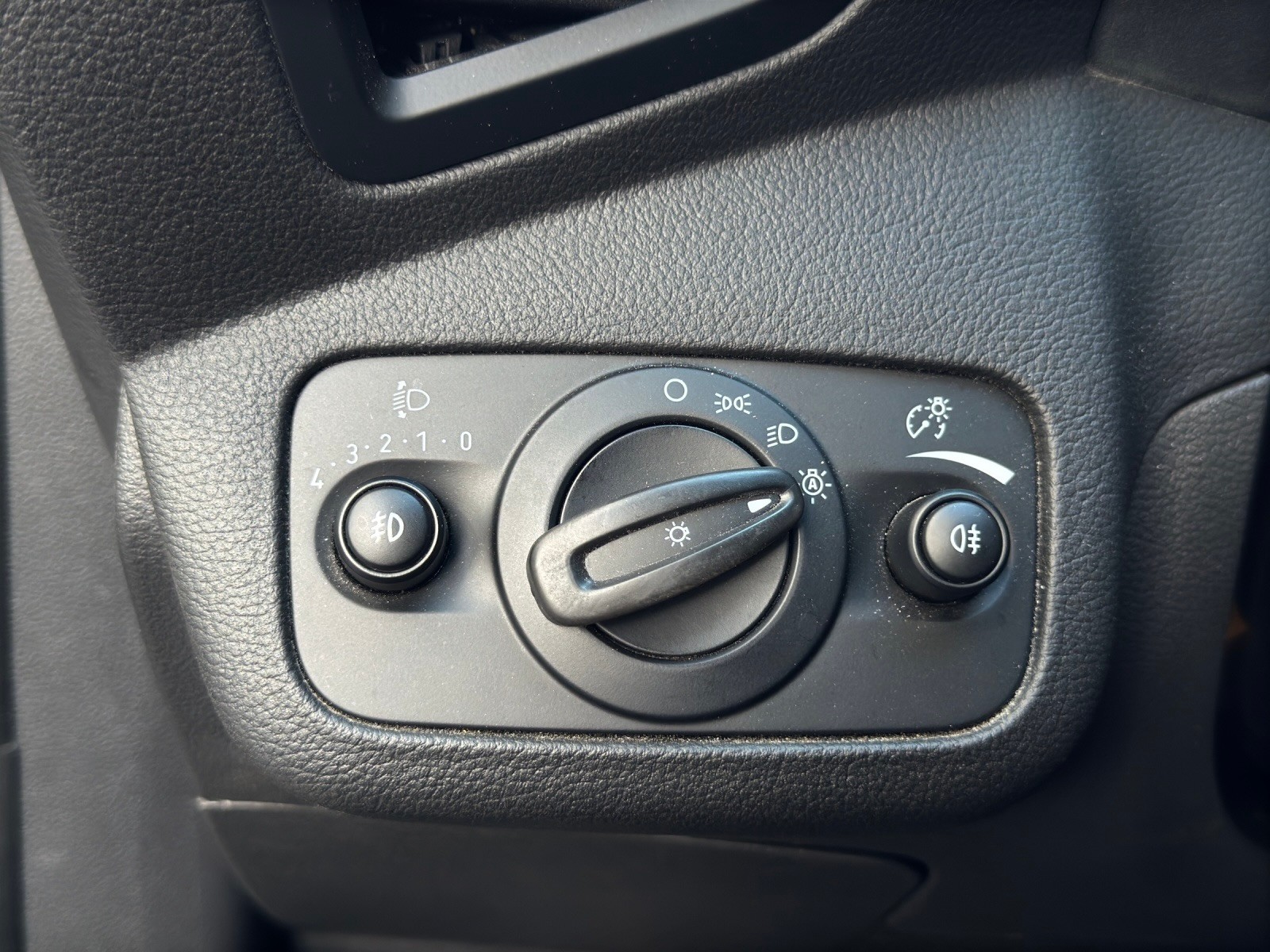 FORD Kuga 2.0 TDCi Titanium 4WD PowerShift-image-16
