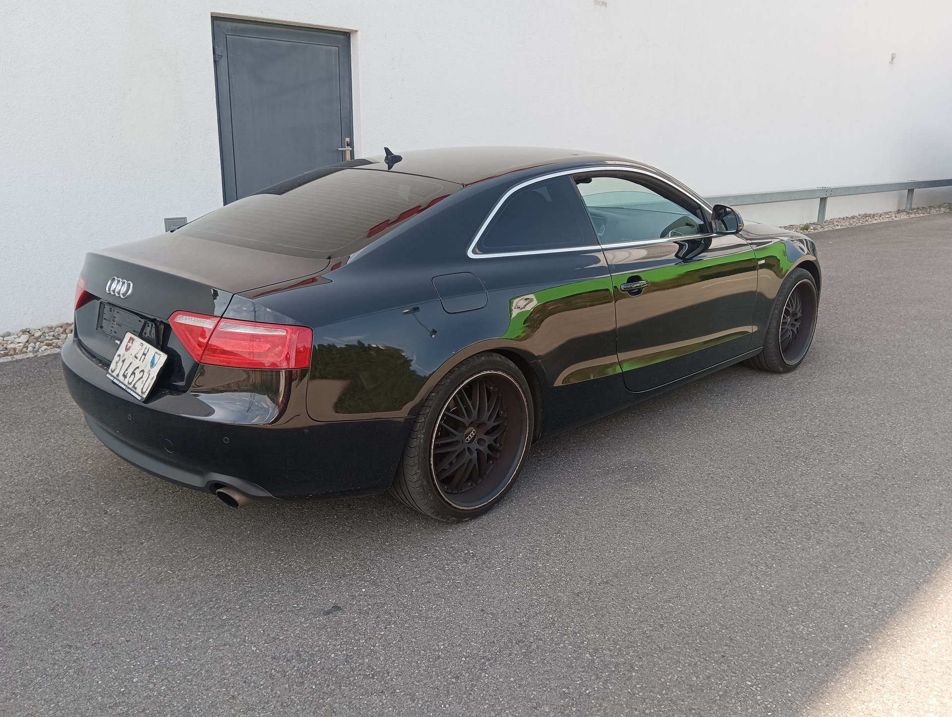 AUDI A5 Coupé 3.2 FSI quattro tiptronic-image-4