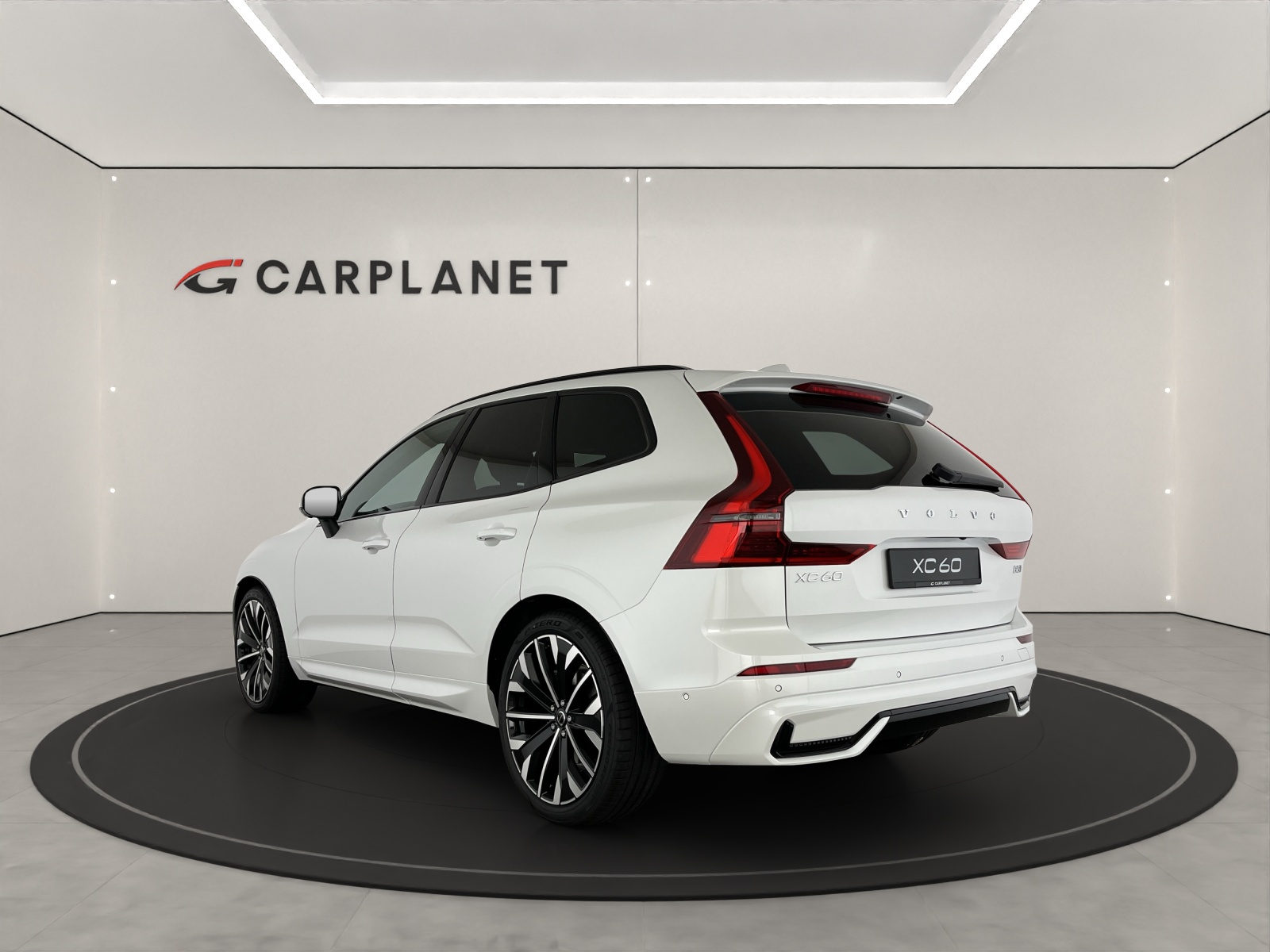 VOLVO XC60 2.0 B5 MH Ultra Dark AWD-image-3