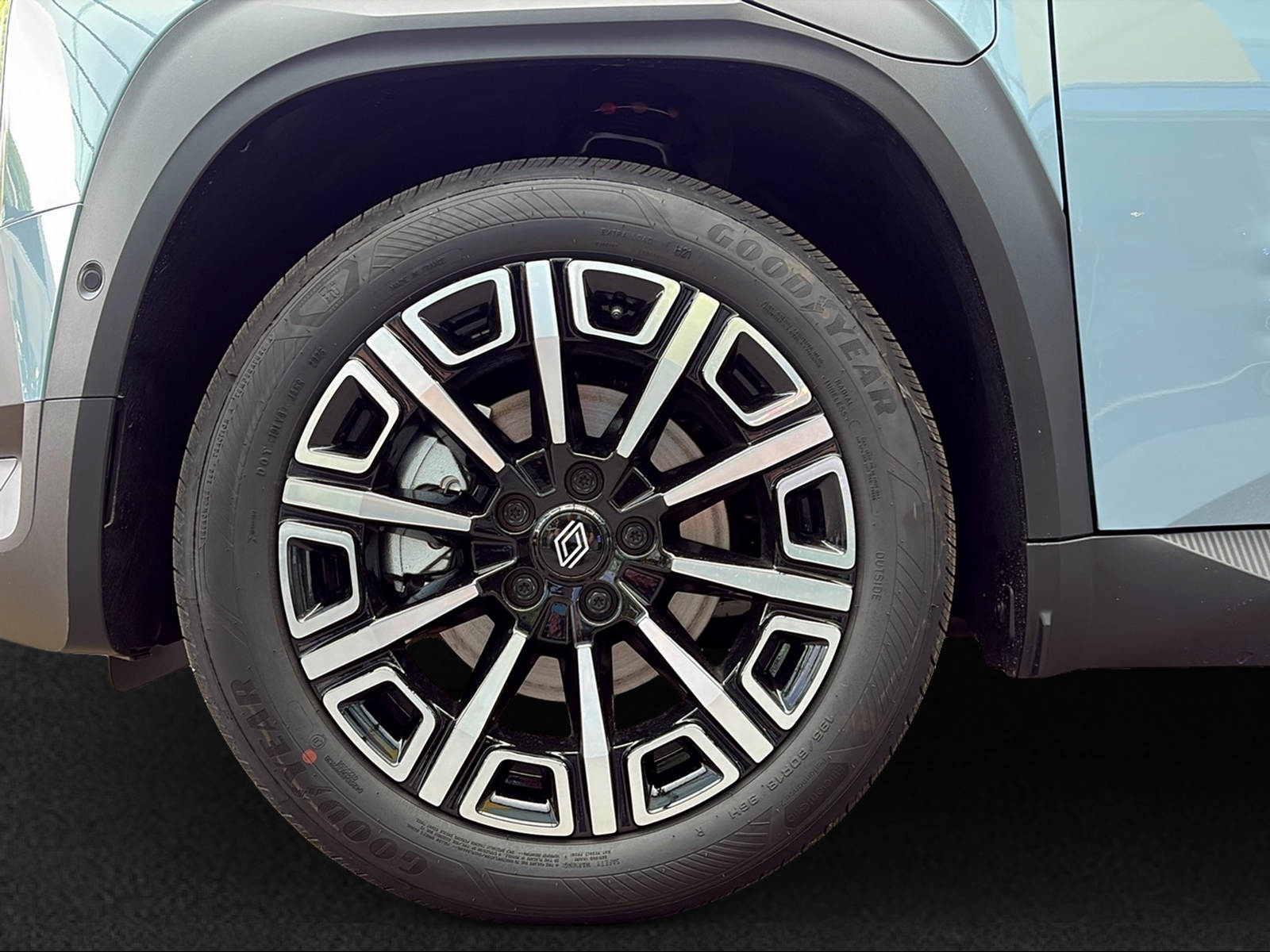 RENAULT R4 E-Tech Comfort Range plein sud iconic-image-7