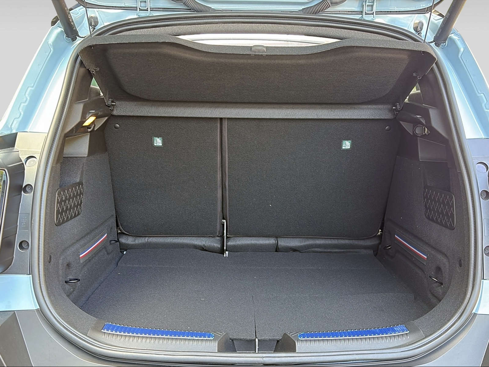 RENAULT R4 E-Tech Comfort Range plein sud iconic-image-11